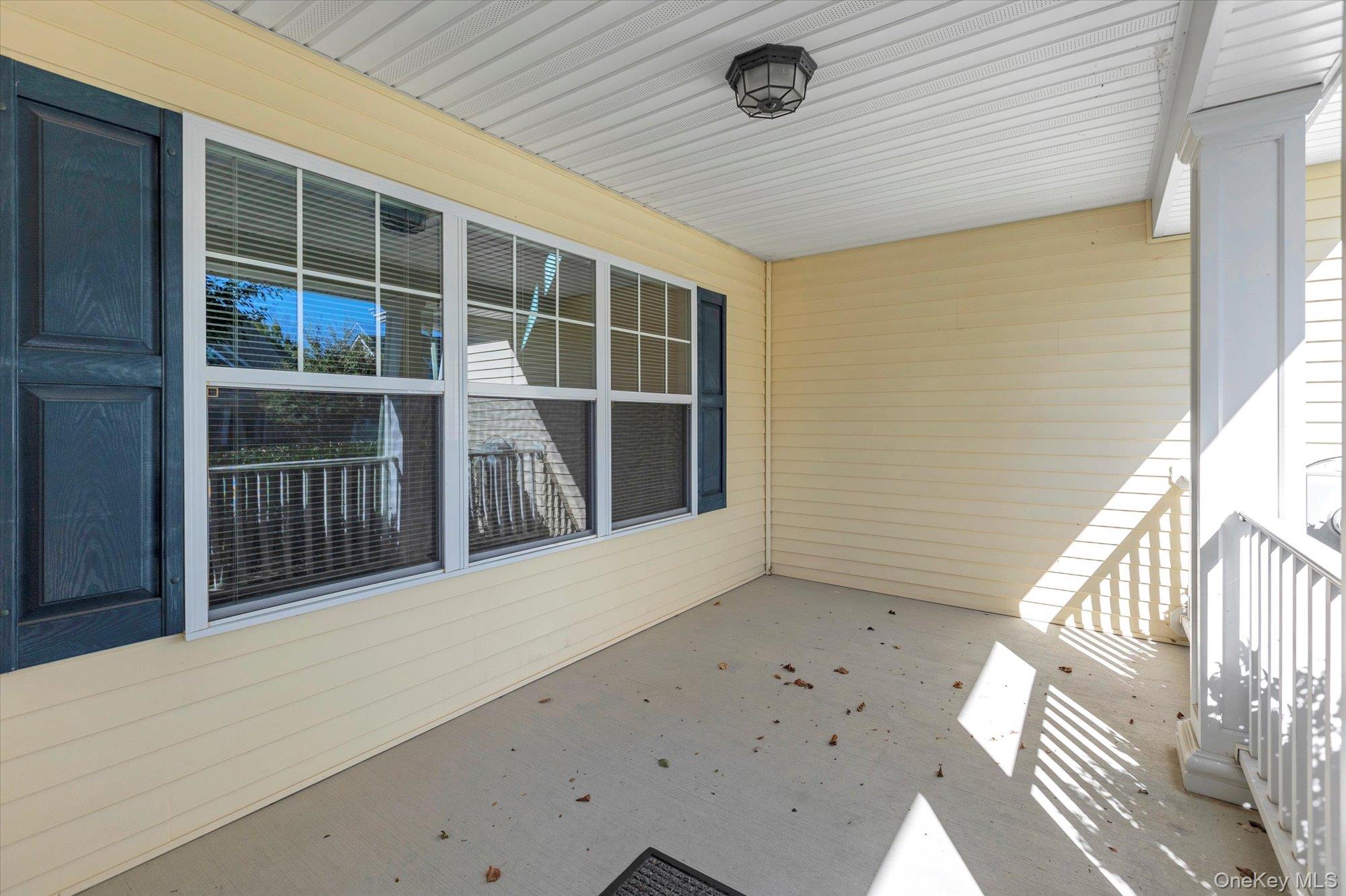 67 Stoneleigh Drive, Riverhead, NY 11901