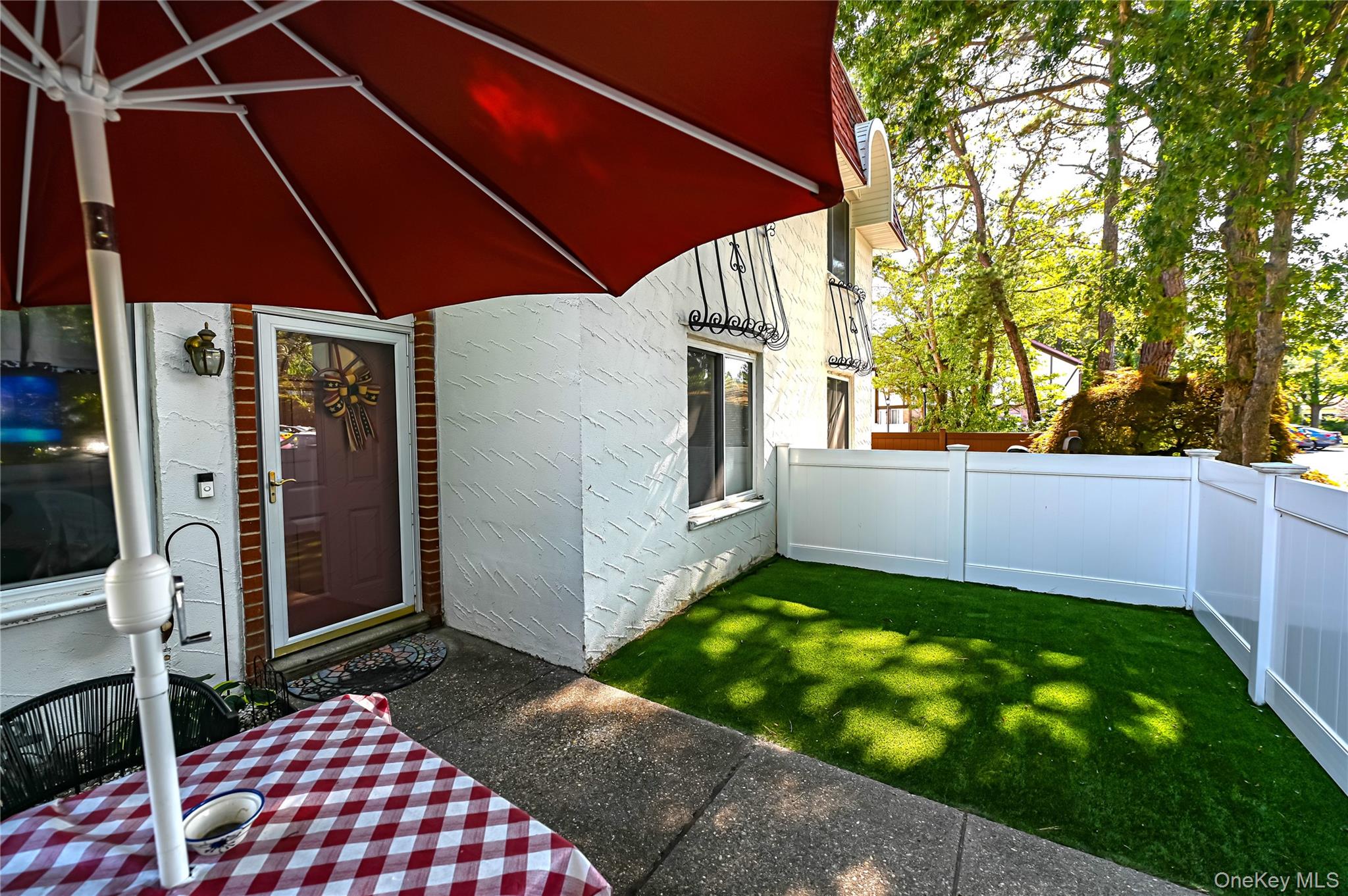 673 Blue Ridge Drive, Medford, NY 11763