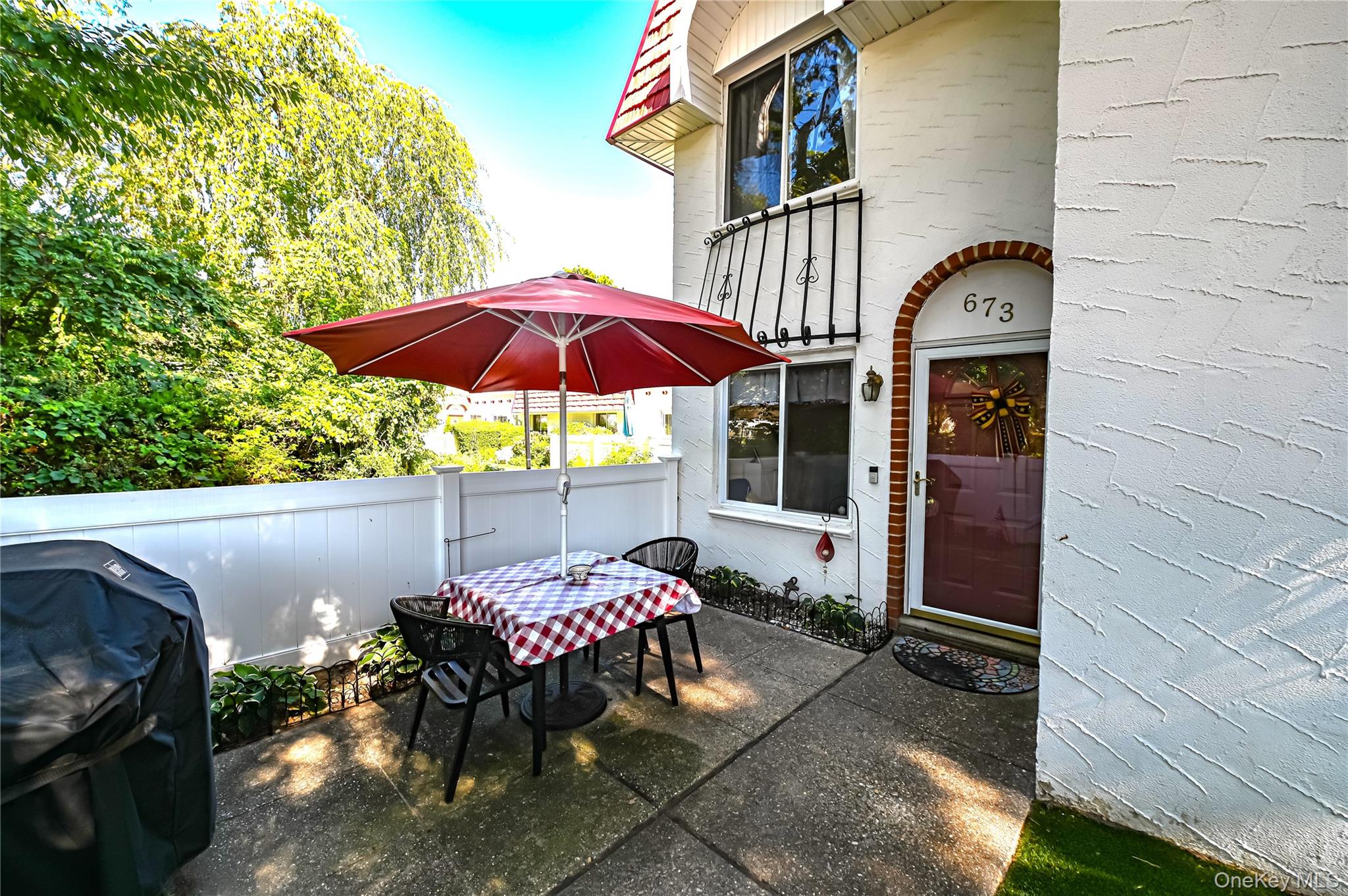 673 Blue Ridge Drive, Medford, NY 11763