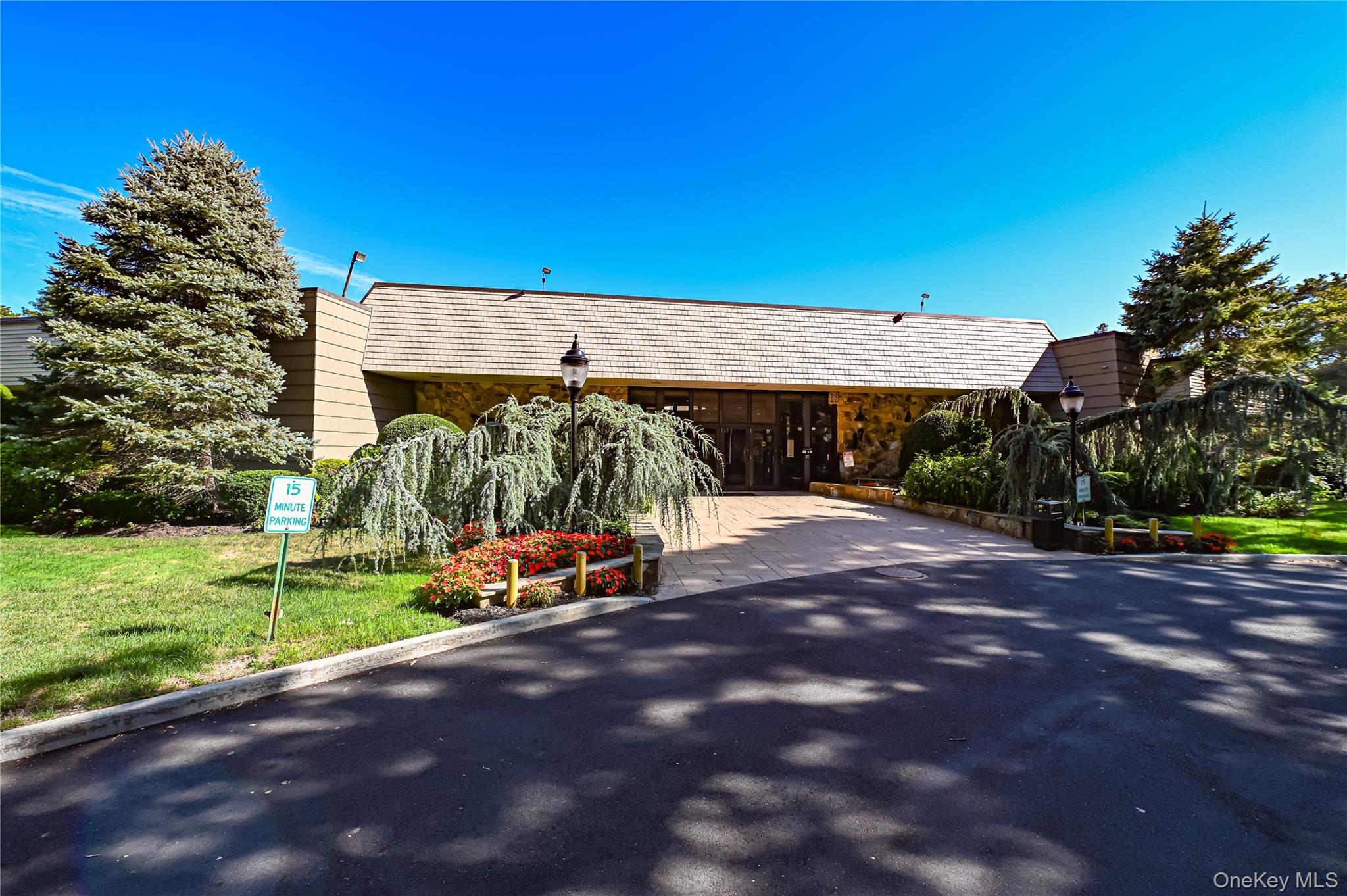 673 Blue Ridge Drive, Medford, NY 11763