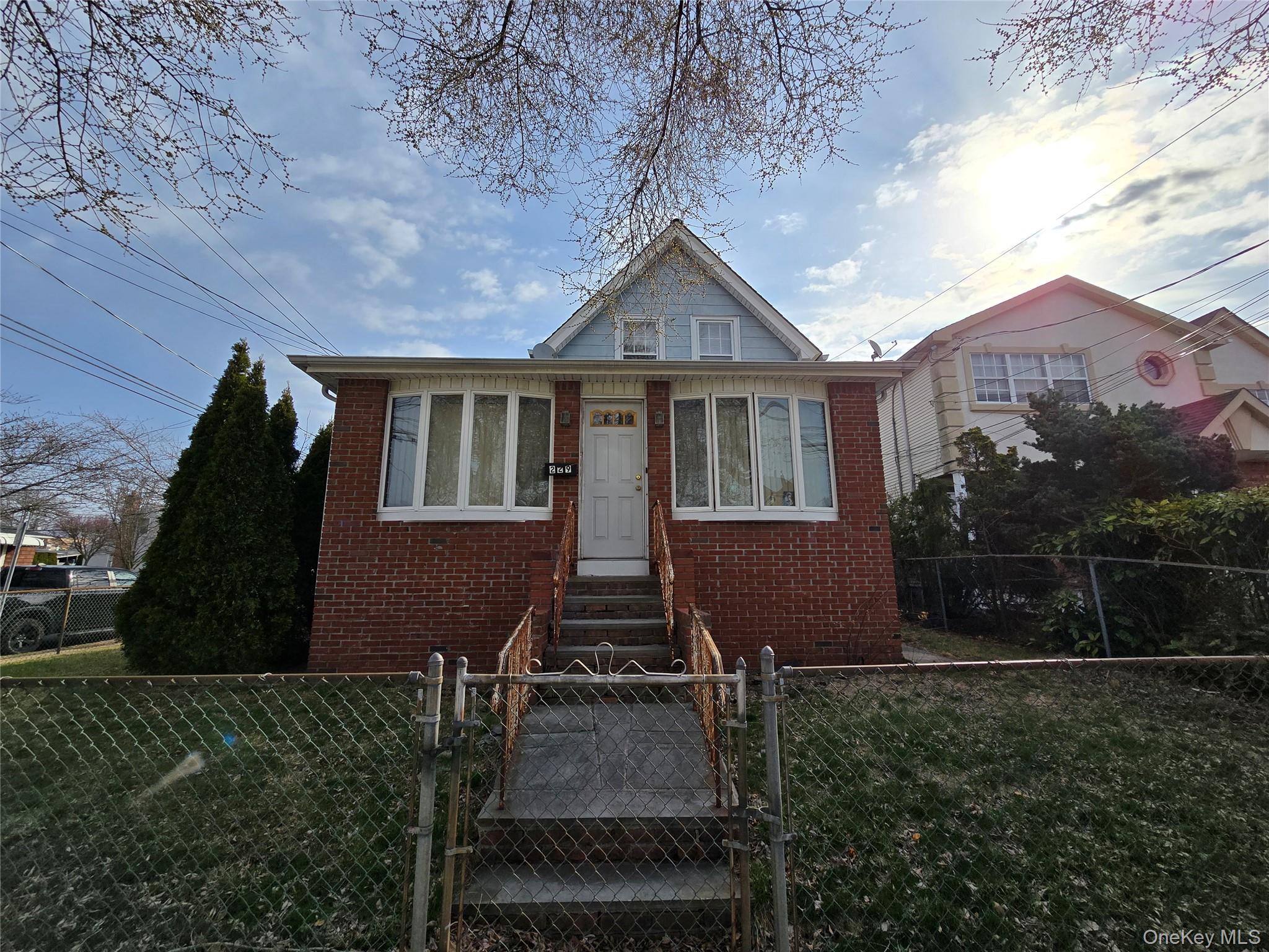 229 Rushmore Avenue, Carle Place, NY 11514