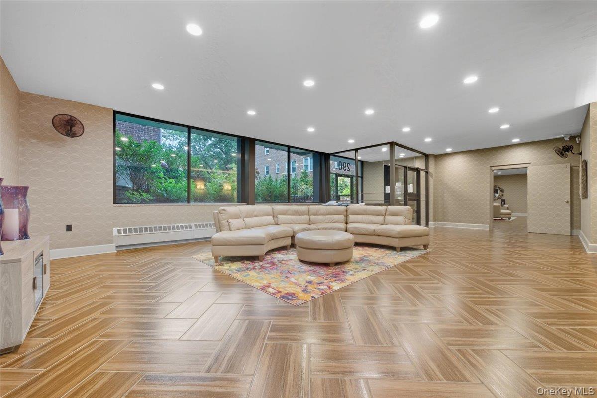 290 Atlantic Avenue # 245, East Rockaway, NY 11518