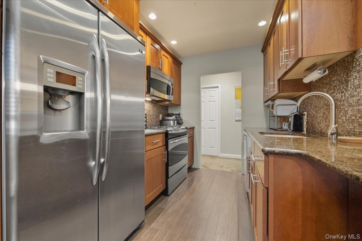 290 Atlantic Avenue # 245, East Rockaway, NY 11518