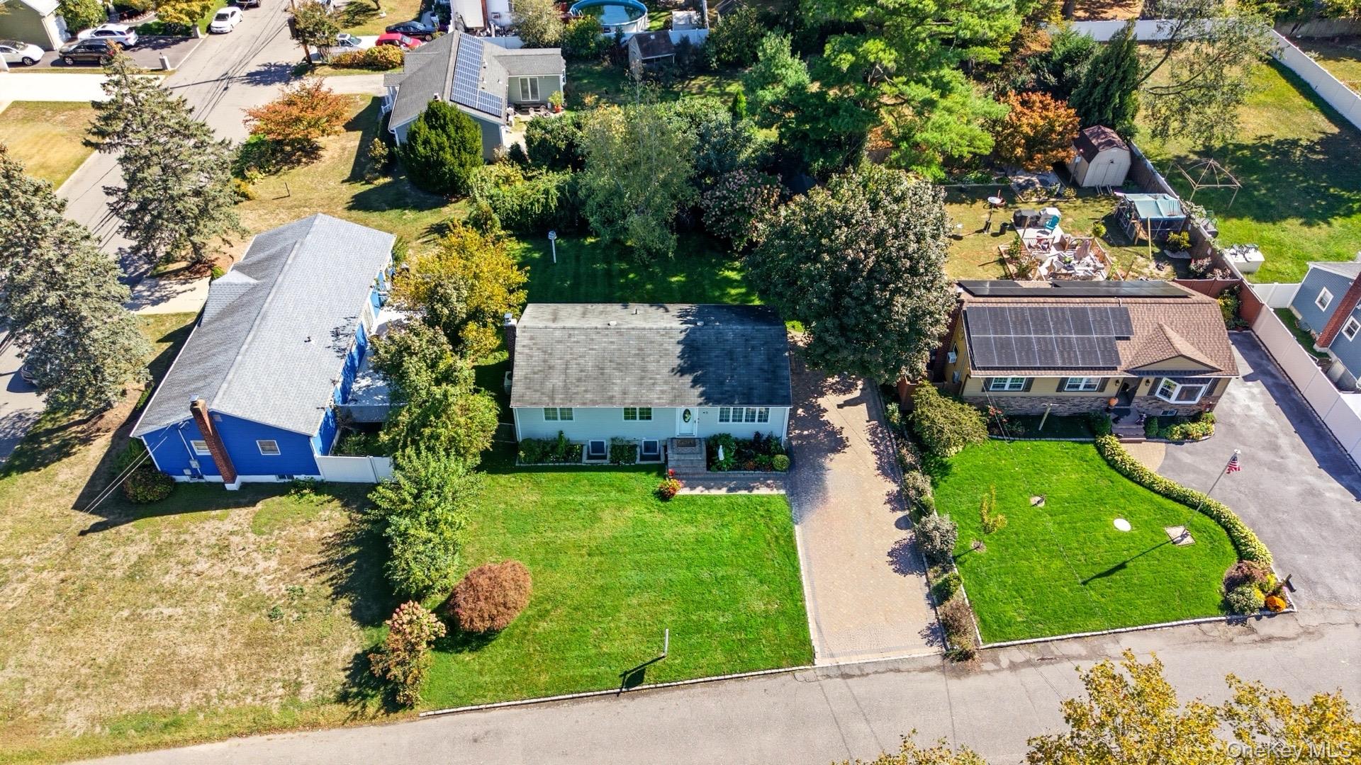 45 Lukens Avenue, Brentwood, NY 11717