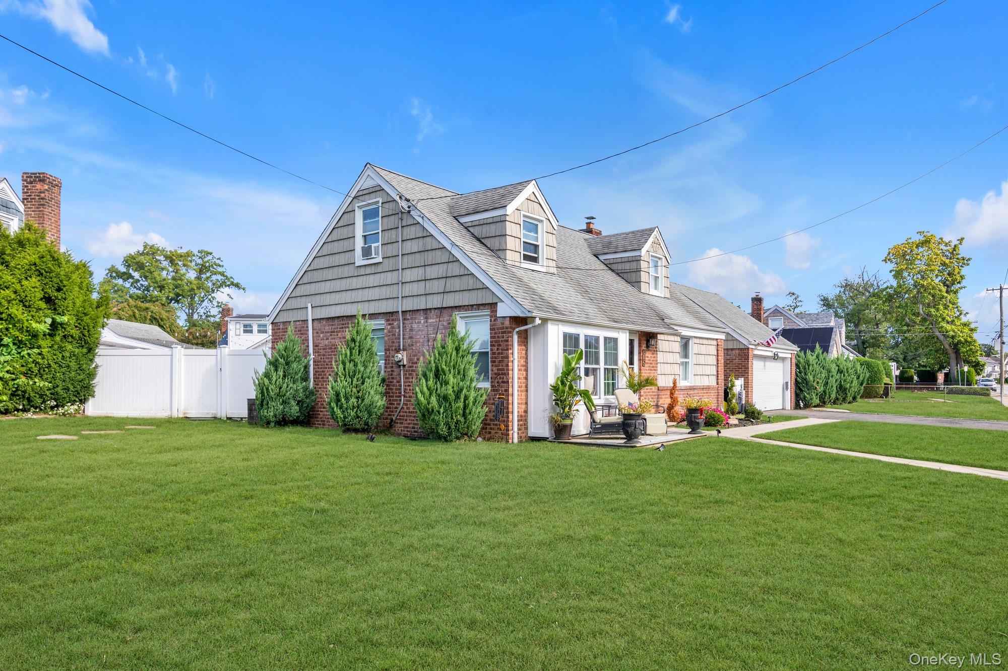 95 Wheeler Avenue, Valley Stream, NY 11580