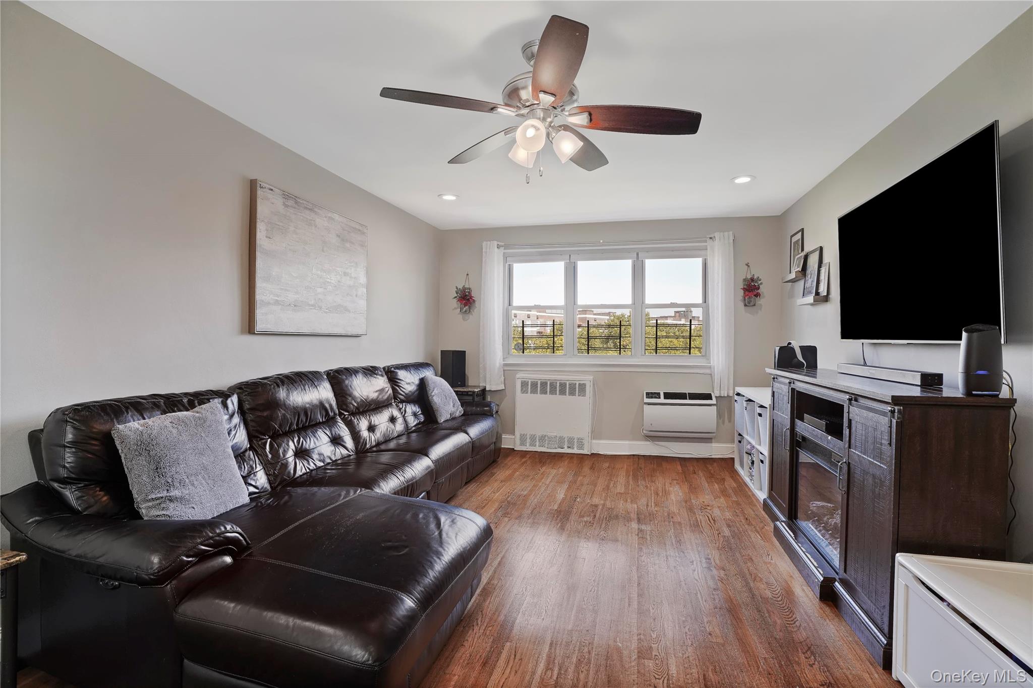 151-31 88th Street # 5B, Howard Beach, NY 11414