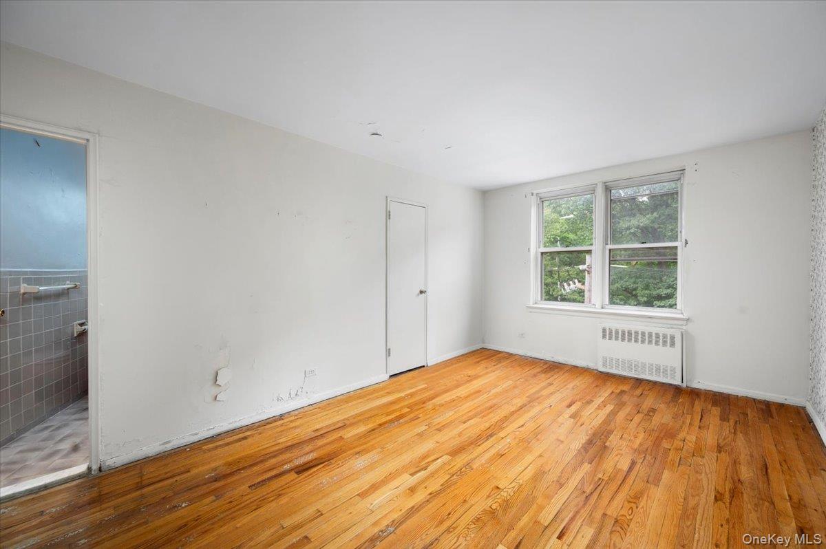 4320 Van Cortlandt Park East # 4C, Bronx, NY 10470