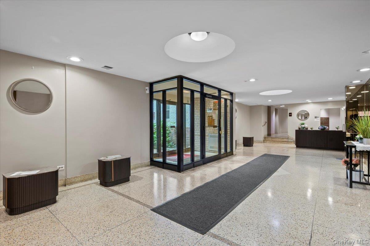 4320 Van Cortlandt Park East # 4C, Bronx, NY 10470