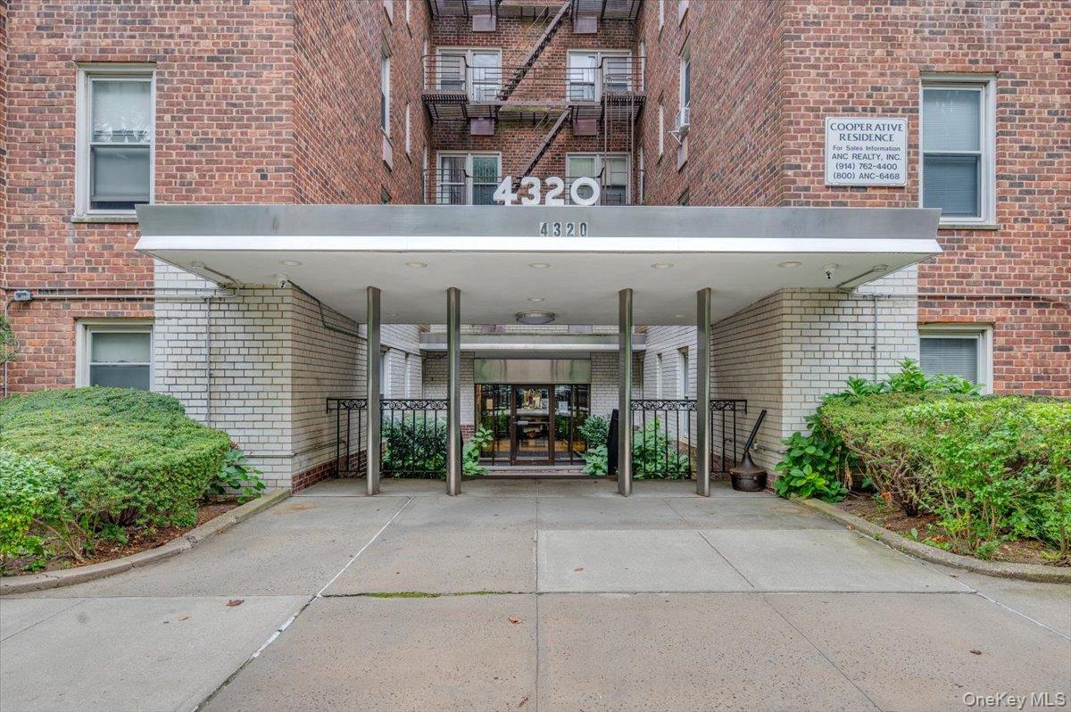 4320 Van Cortlandt Park East # 4C, Bronx, NY 10470