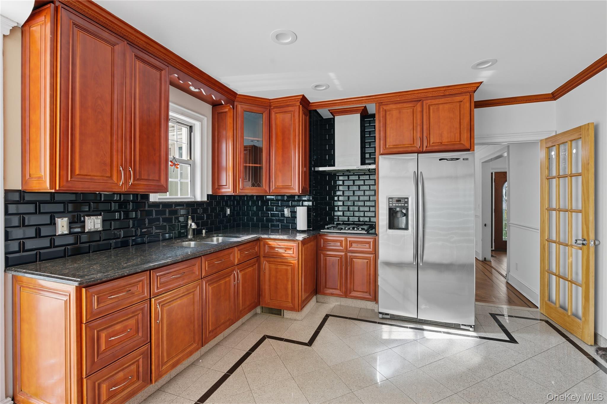 255-10 Iowa Road, Little Neck, NY 11362