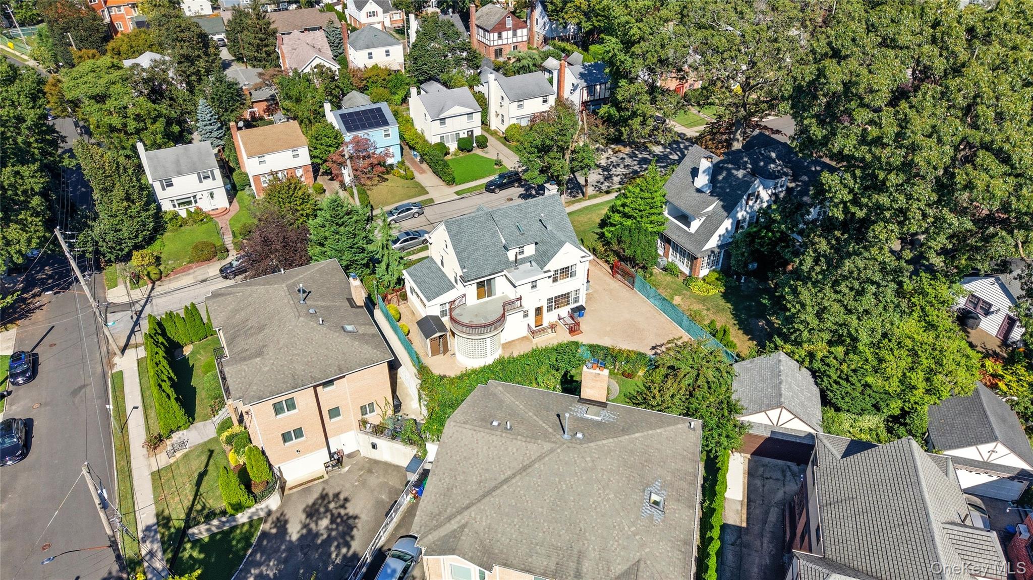 255-10 Iowa Road, Little Neck, NY 11362