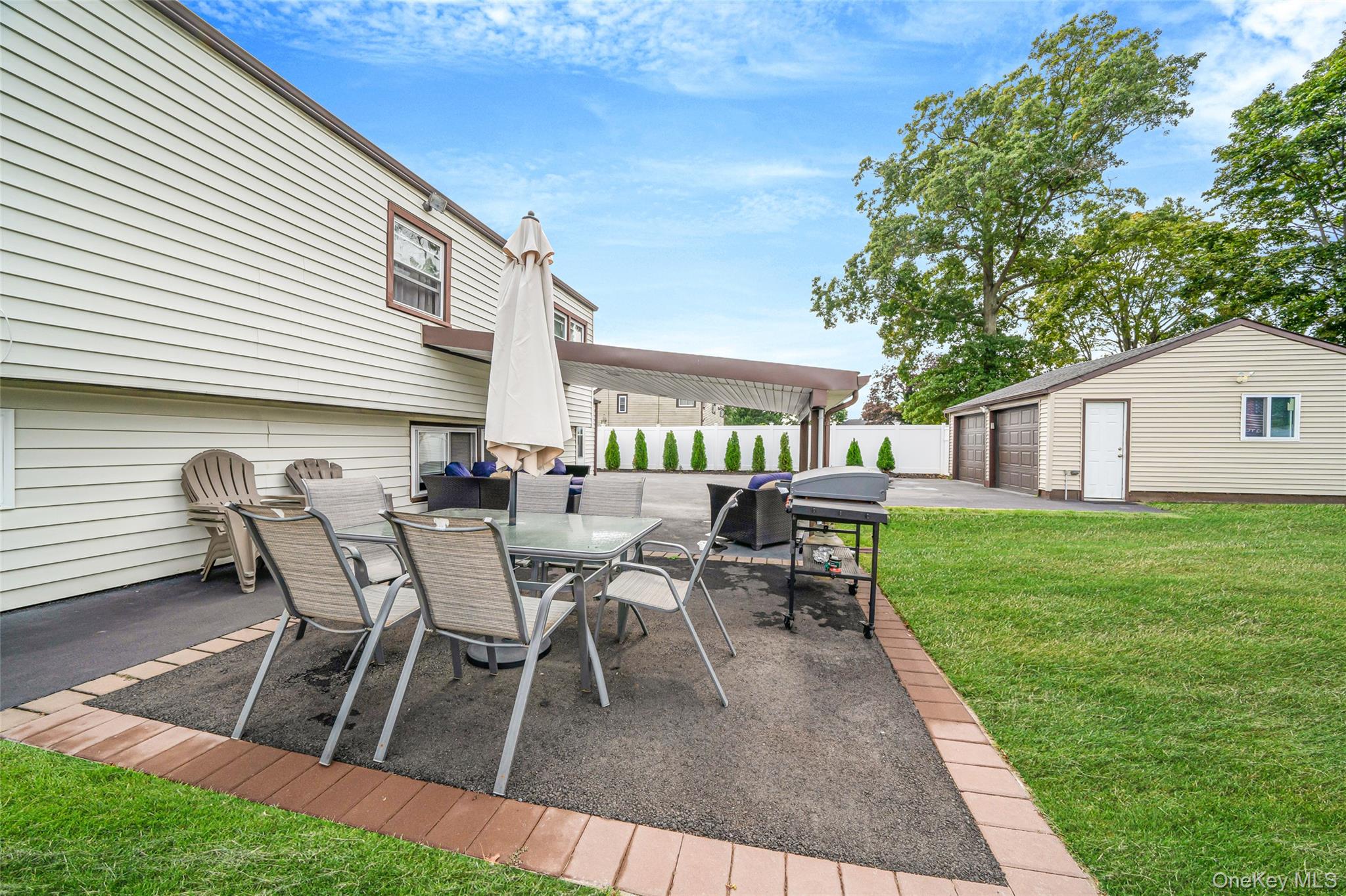 14 Dartmouth Drive, Bay Shore, NY 11706