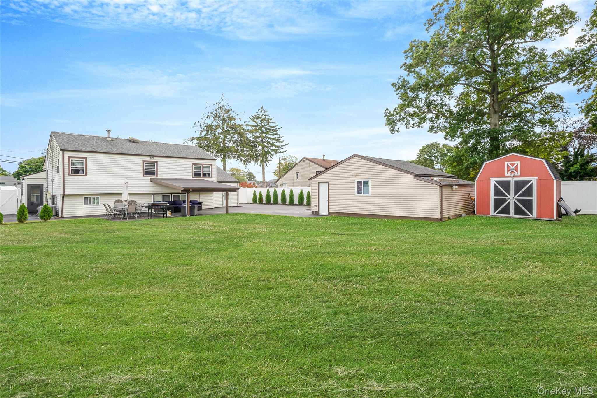 14 Dartmouth Drive, Bay Shore, NY 11706