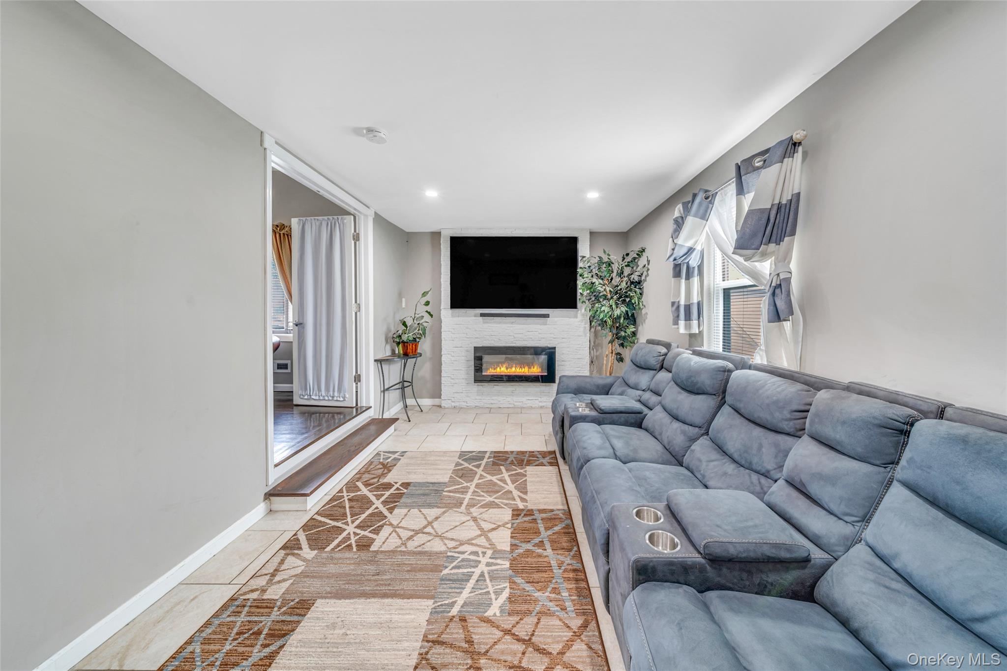 14 Dartmouth Drive, Bay Shore, NY 11706