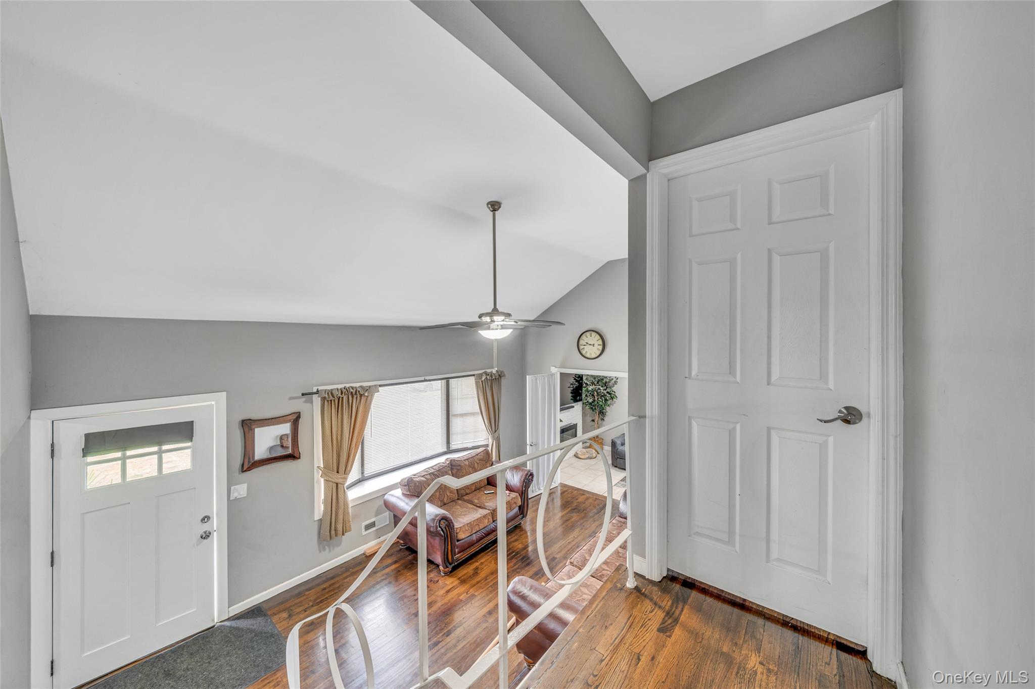 14 Dartmouth Drive, Bay Shore, NY 11706