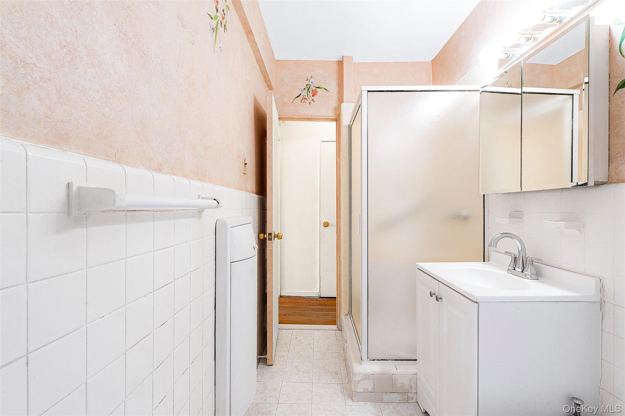 67-66 108th Street # D/37, Forest Hills, NY 11375