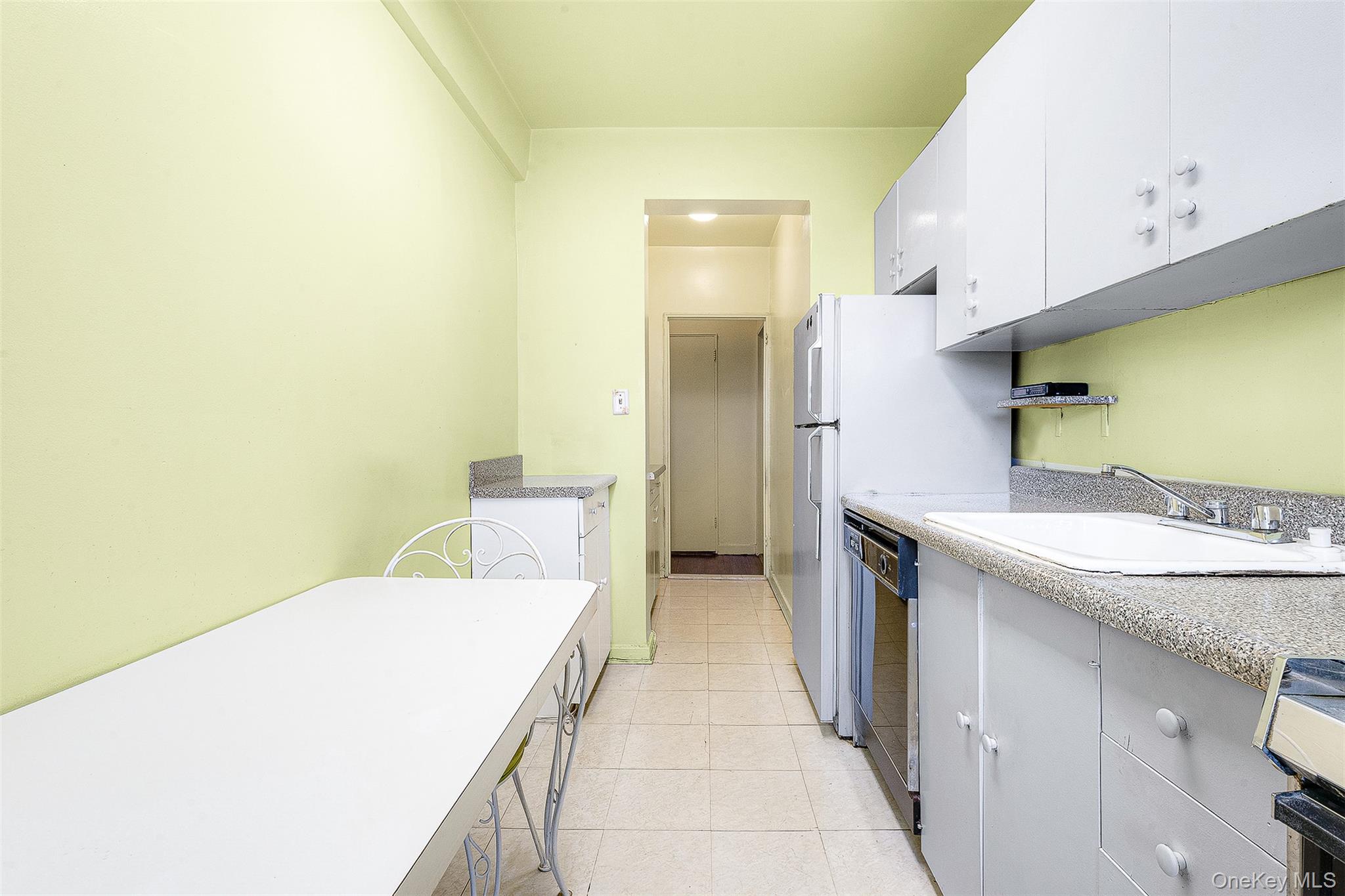 67-66 108th Street # D/37, Forest Hills, NY 11375