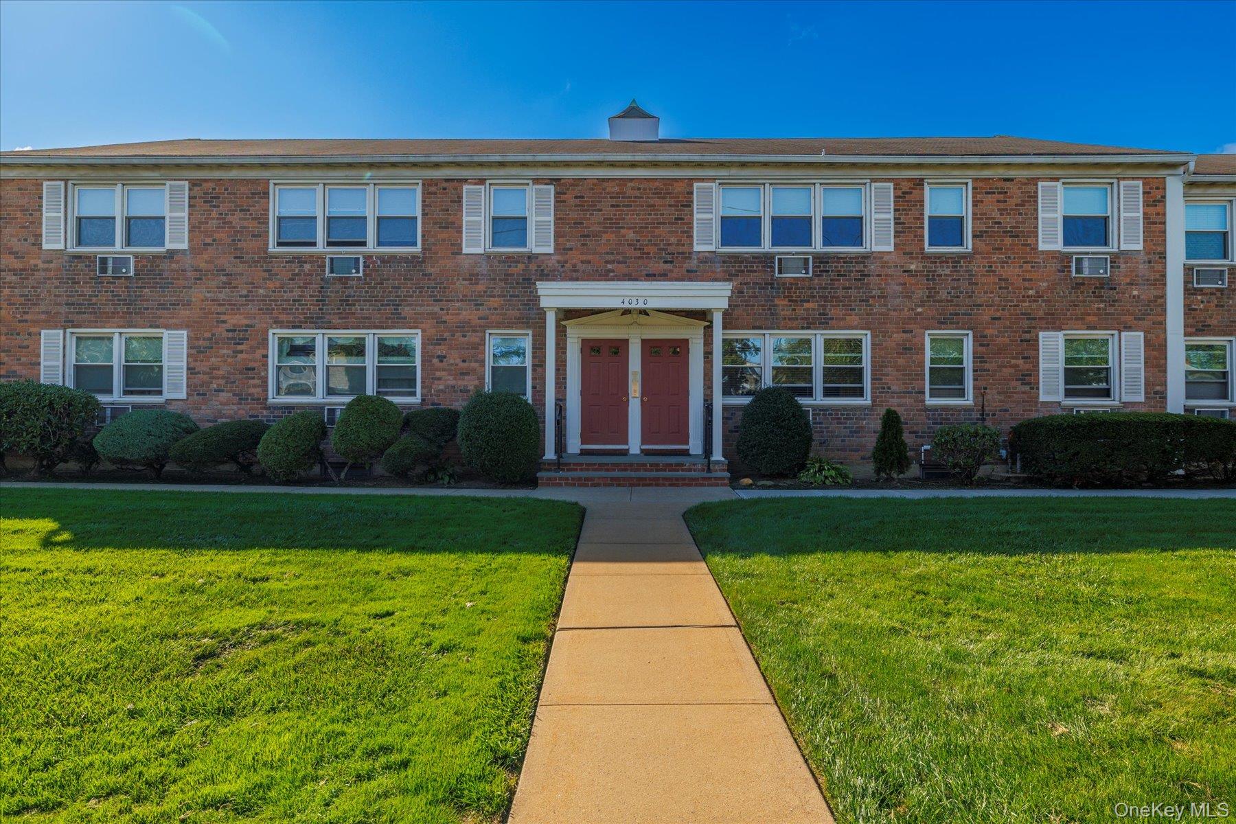 4030 Jerusalem Ave. # 1B, Seaford, NY 11783