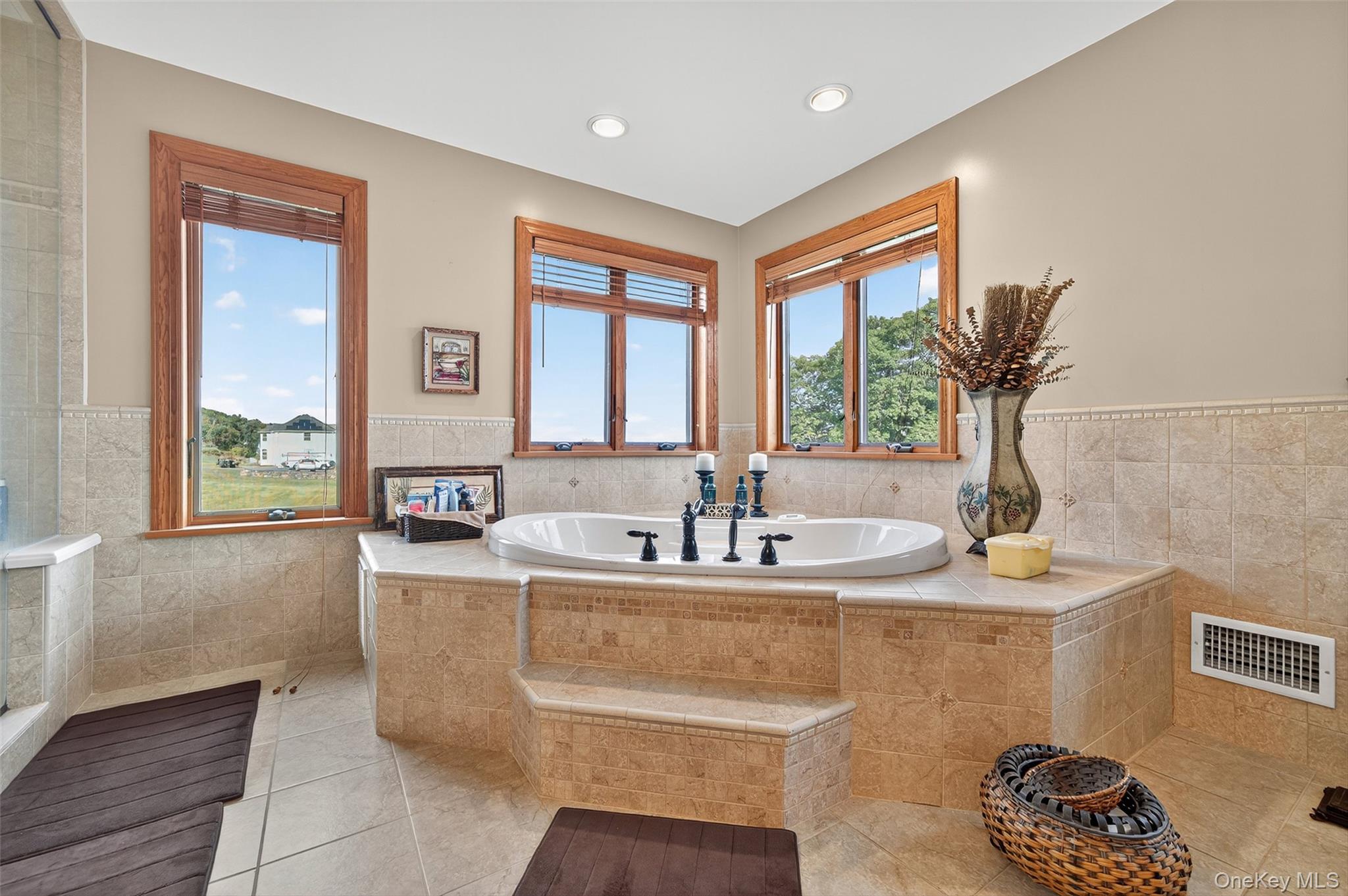 4 Rachel court, Bloomingburg, NY 12721