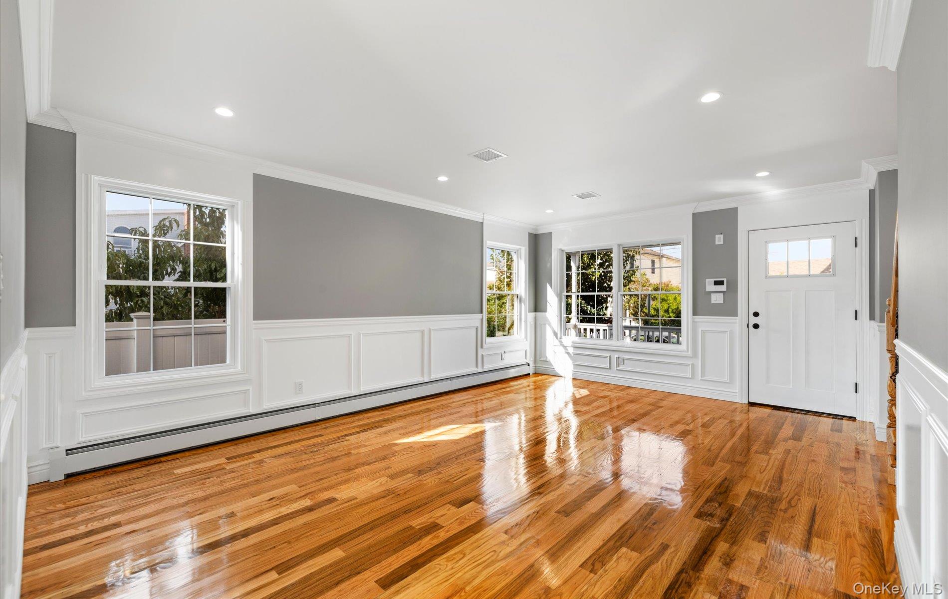 87 Beechwood Avenue, Roosevelt, NY 11575