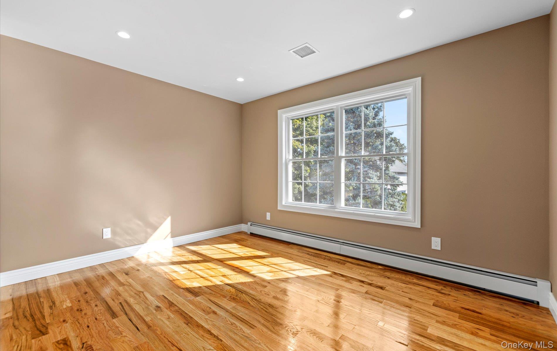 87 Beechwood Avenue, Roosevelt, NY 11575