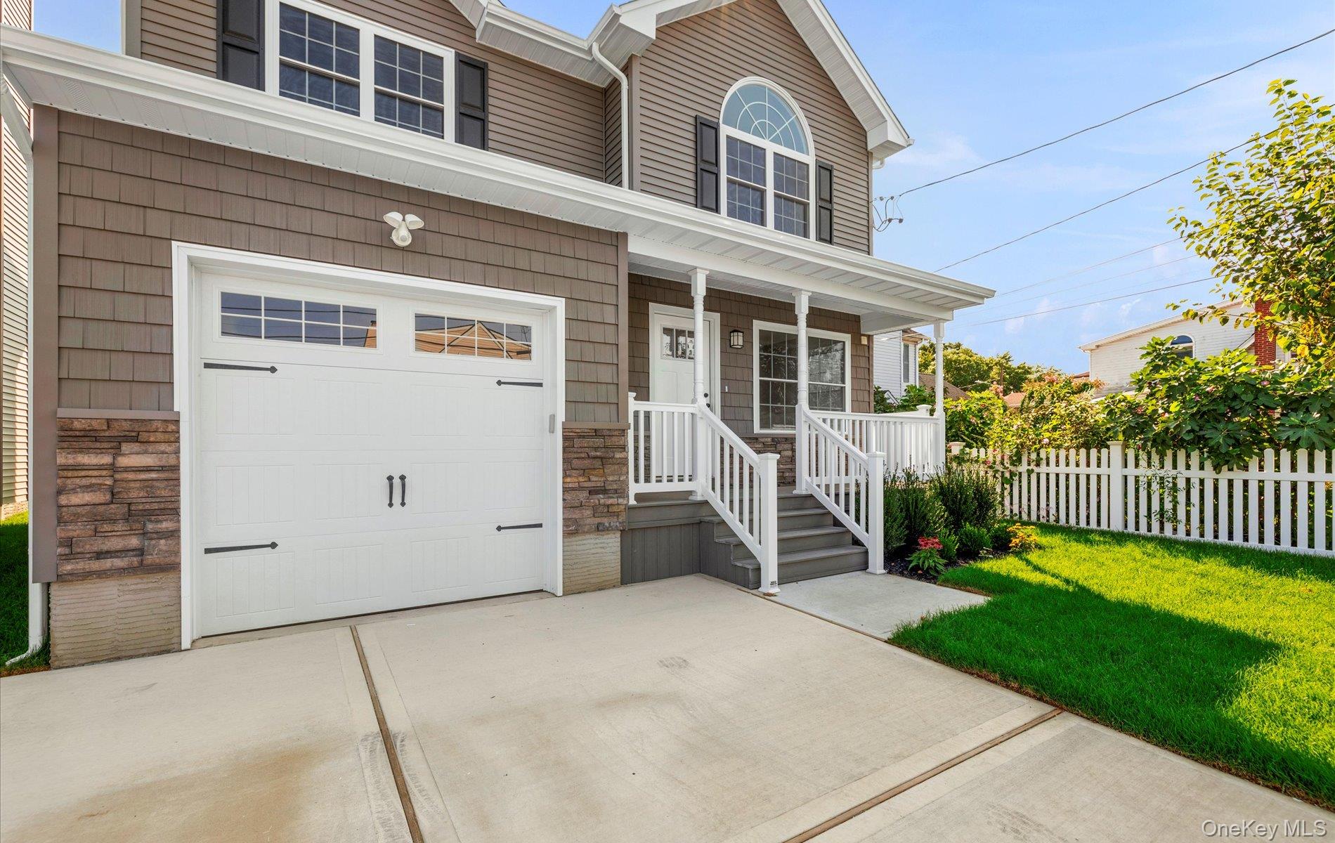 87 Beechwood Avenue, Roosevelt, NY 11575