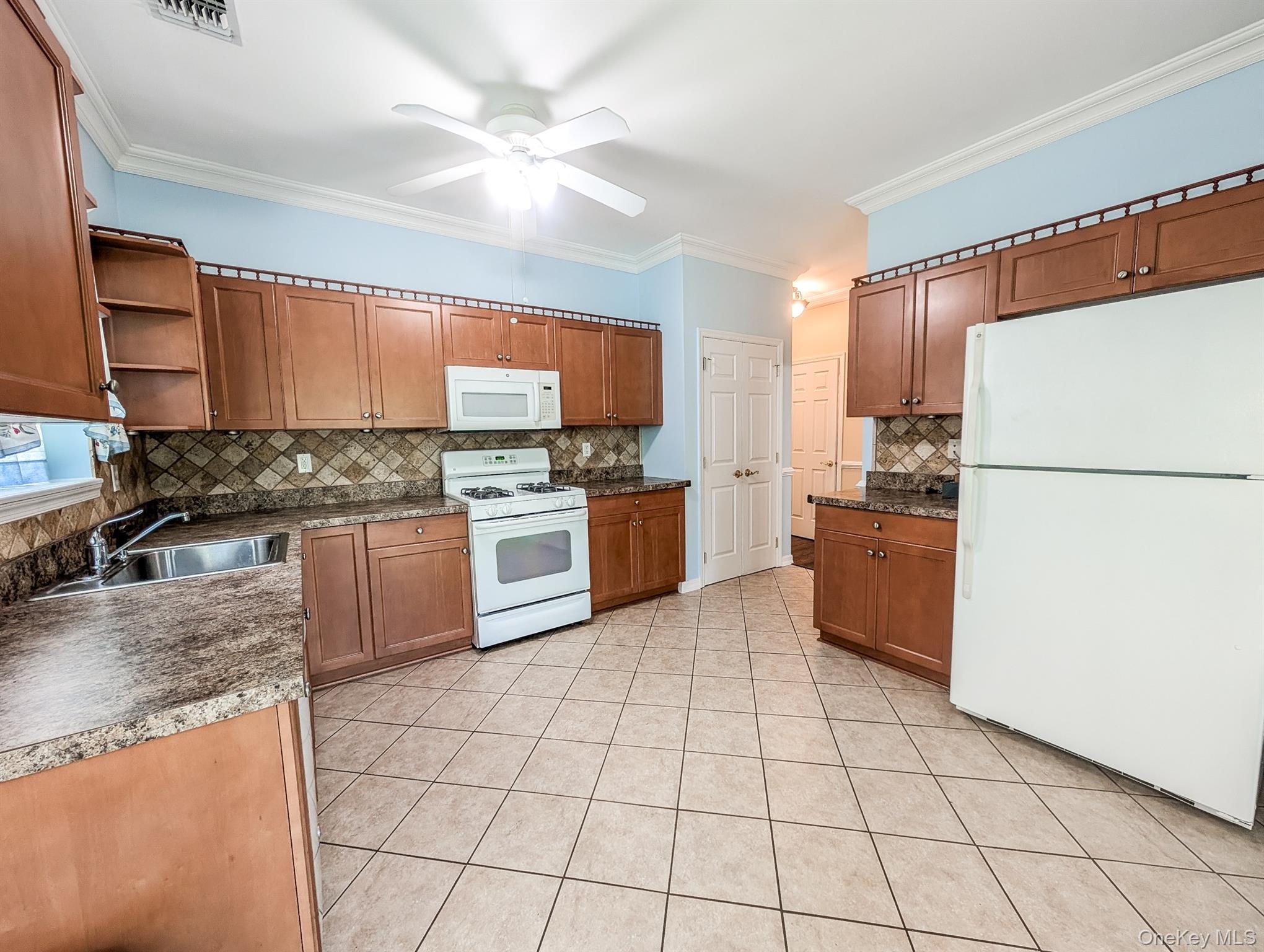 11 Black Pine Street, Calverton, NY 11933