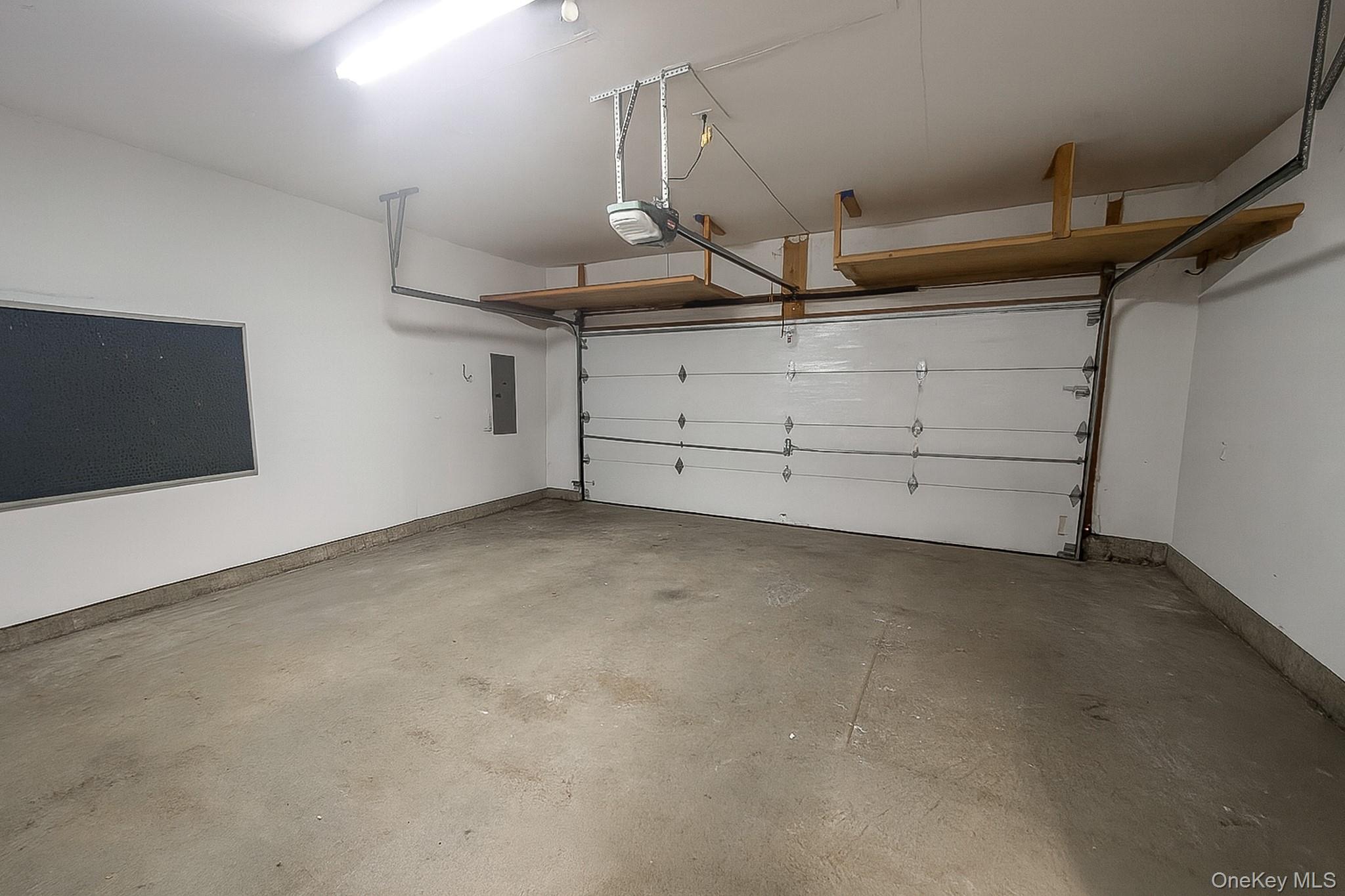 11 Black Pine Street, Calverton, NY 11933