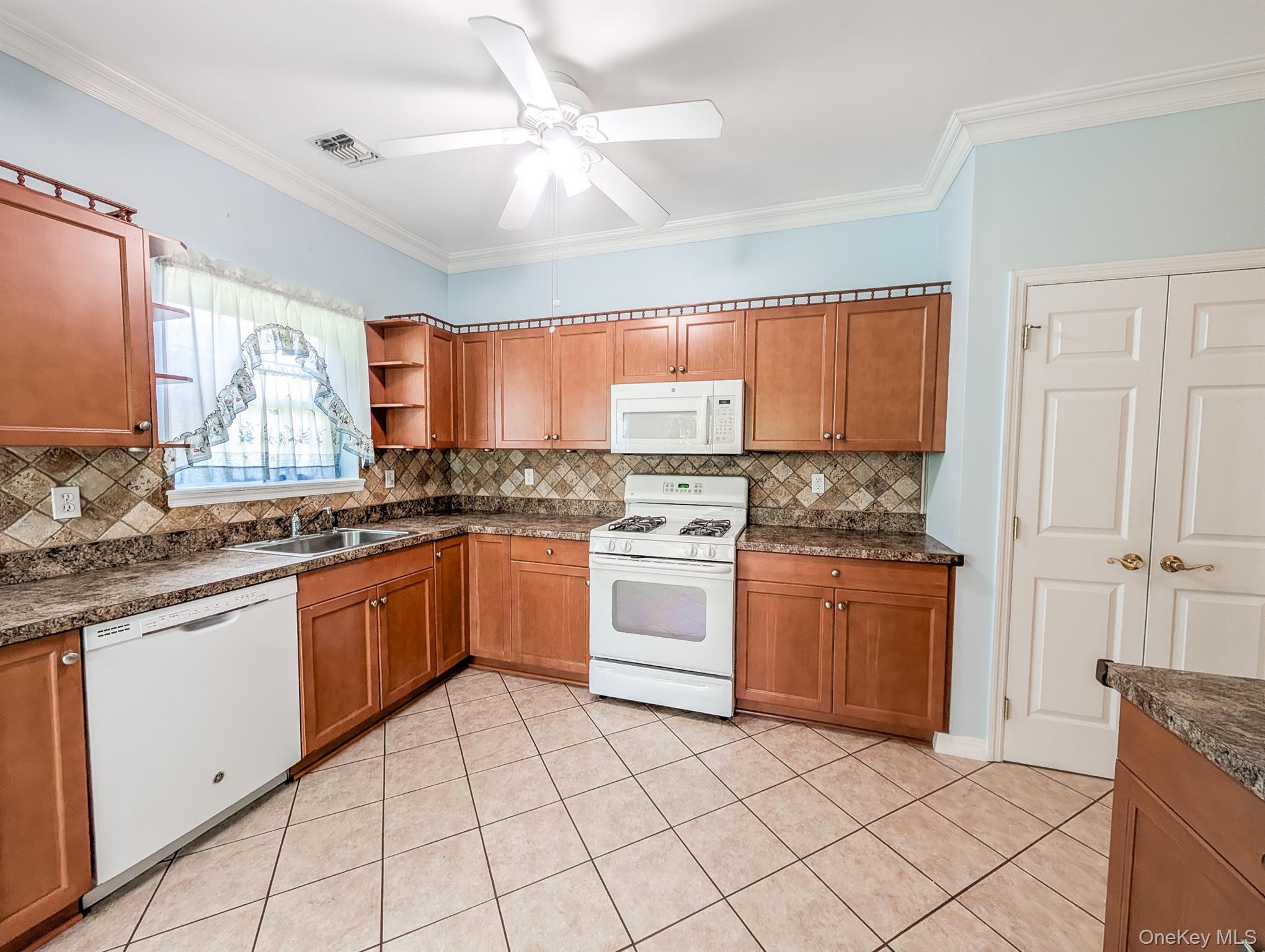 11 Black Pine Street, Calverton, NY 11933