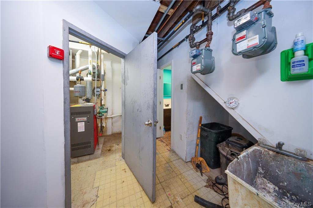 2492 Gerritsen Avenue, Brooklyn, NY 11229