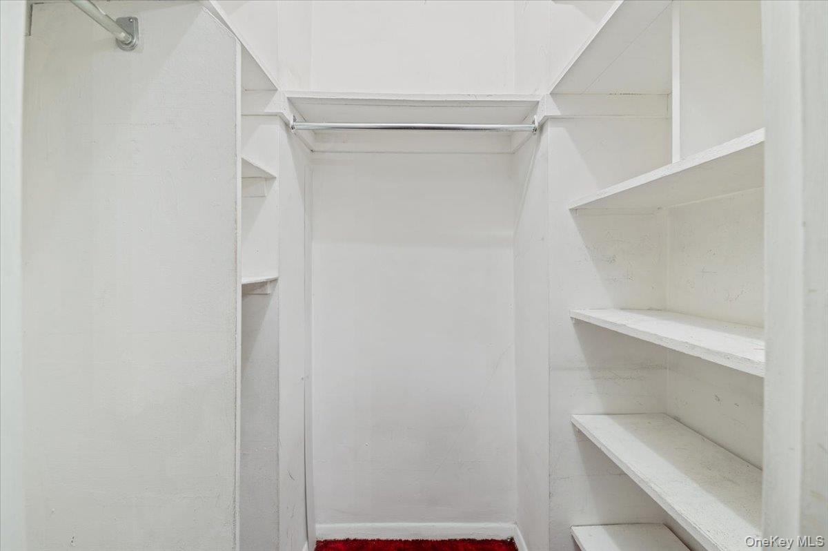 86-15 Broadway # 4B, Elmhurst, NY 11373