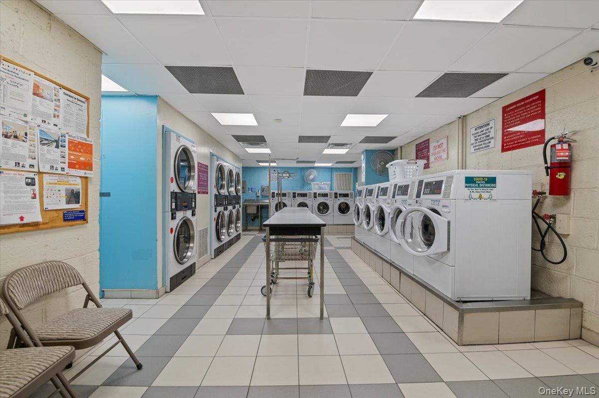 86-15 Broadway # 4B, Elmhurst, NY 11373