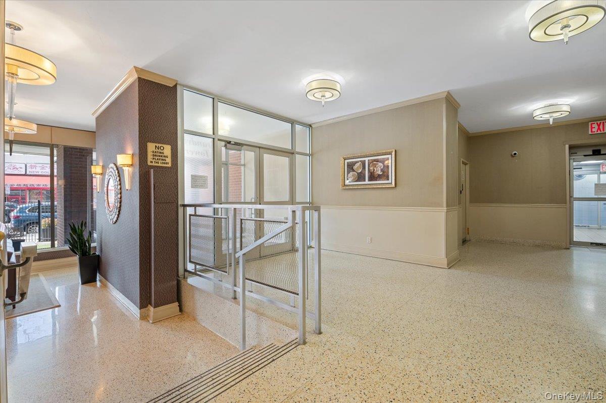 86-15 Broadway # 4B, Elmhurst, NY 11373