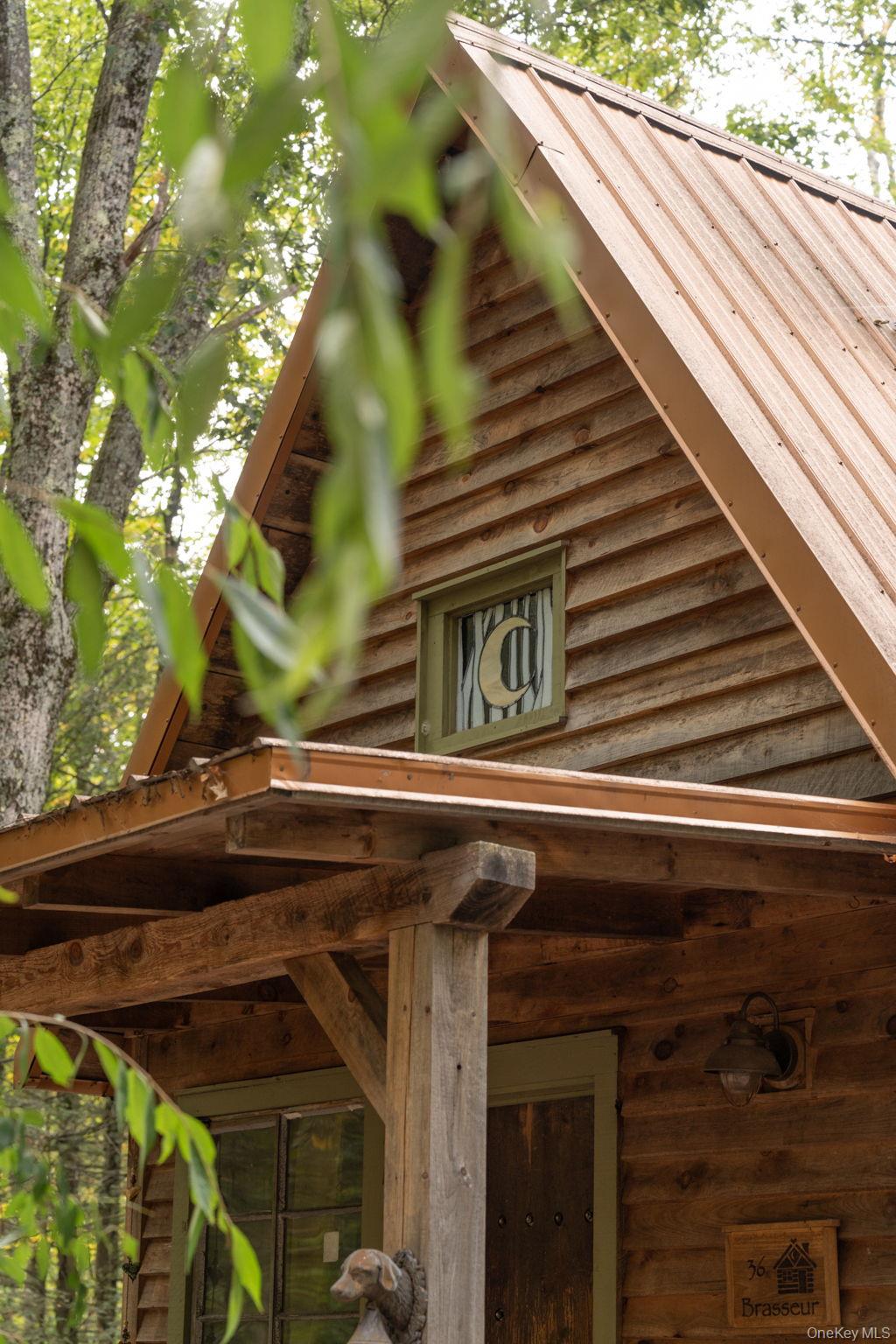 36 Cross Patch Road, Willow, NY 12495