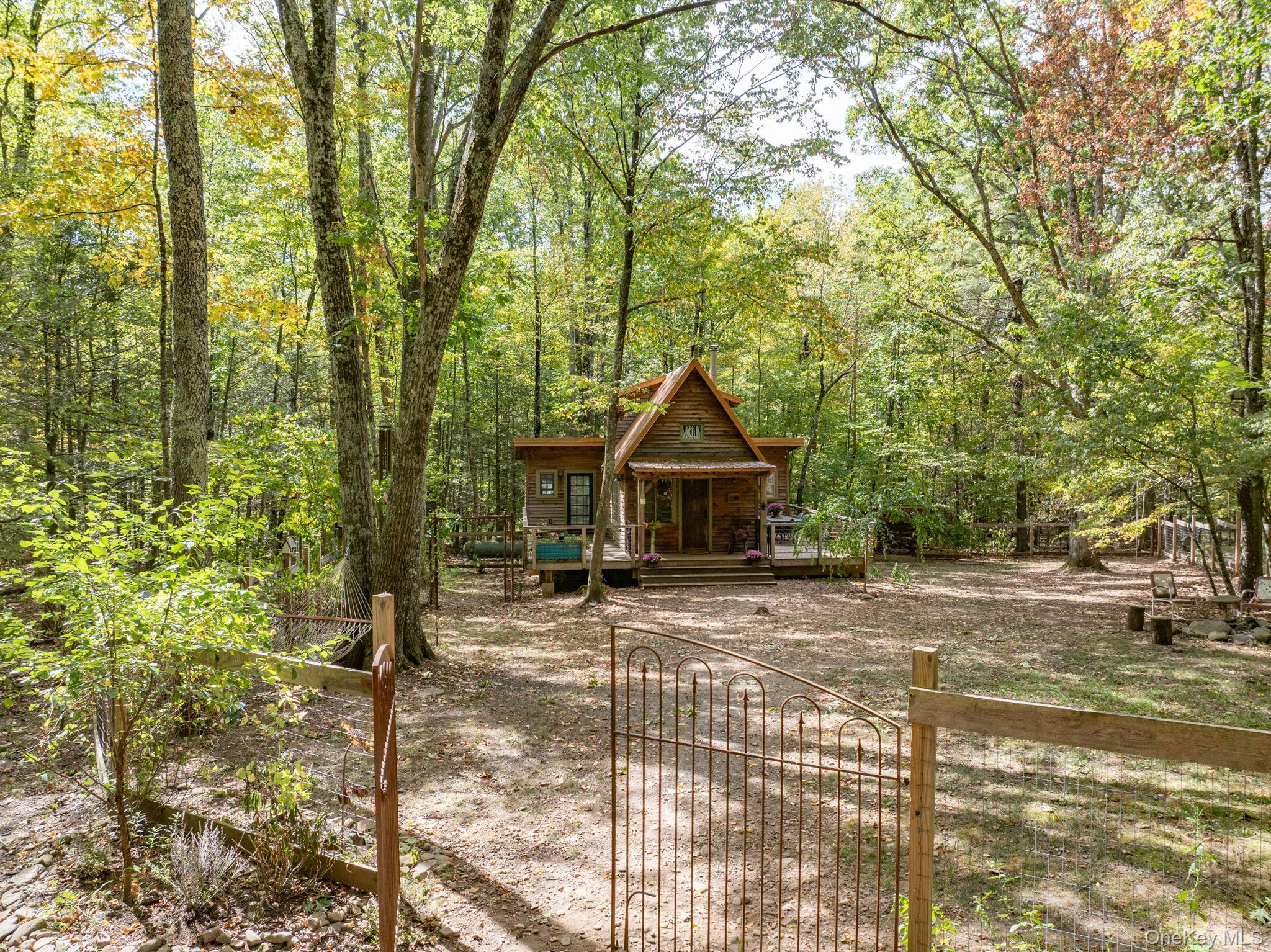 36 Cross Patch Road, Willow, NY 12495