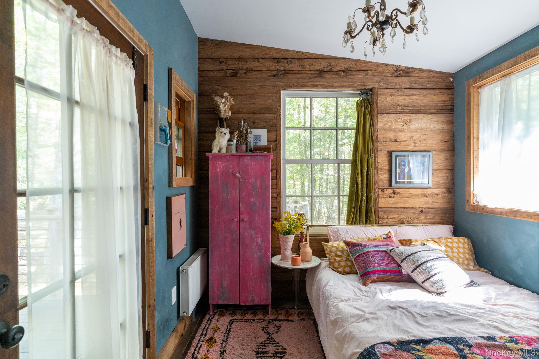 36 Cross Patch Road, Willow, NY 12495