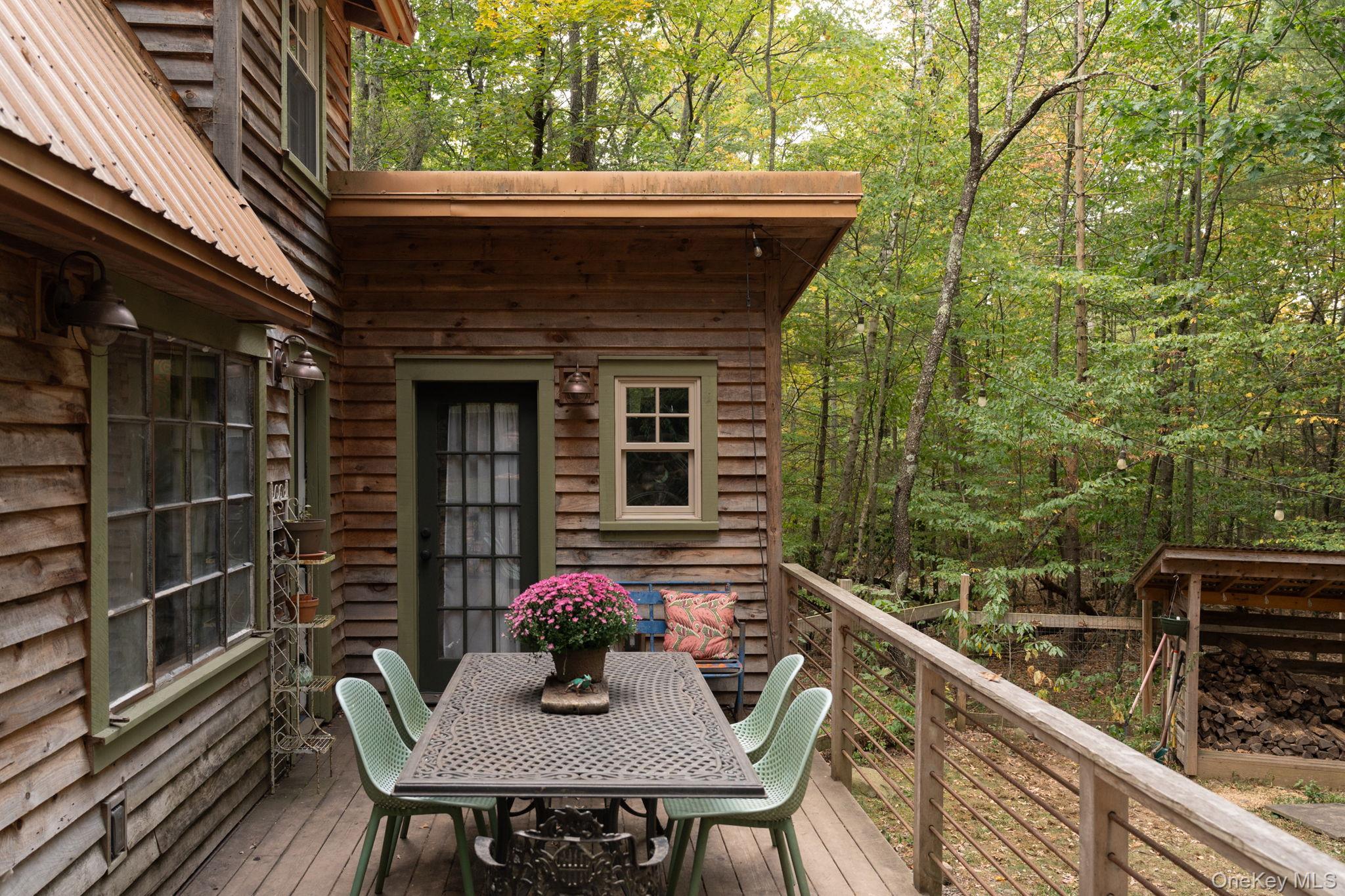 36 Cross Patch Road, Willow, NY 12495