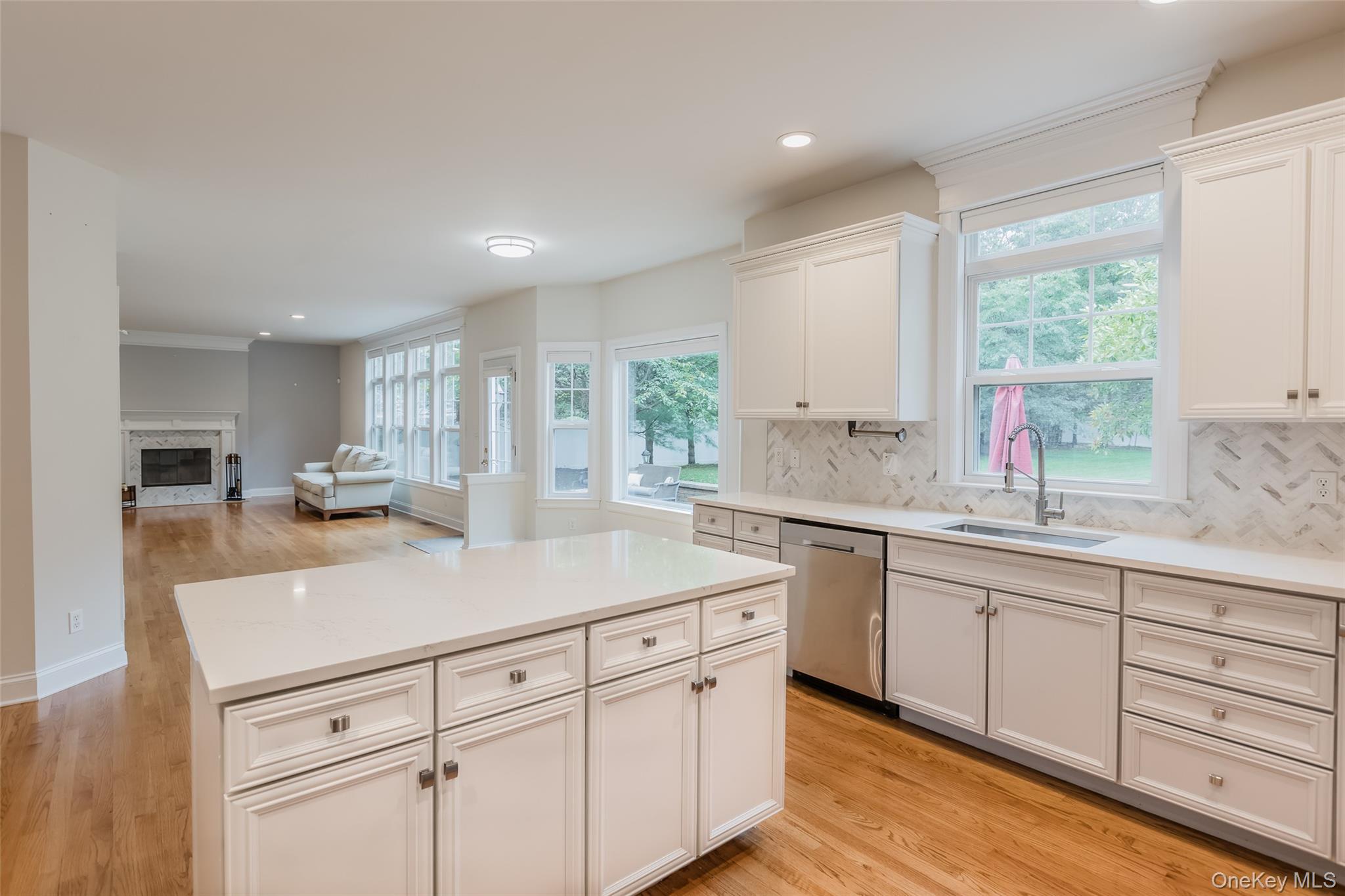 126 Roosevelt Boulevard, Hauppauge, NY 11788