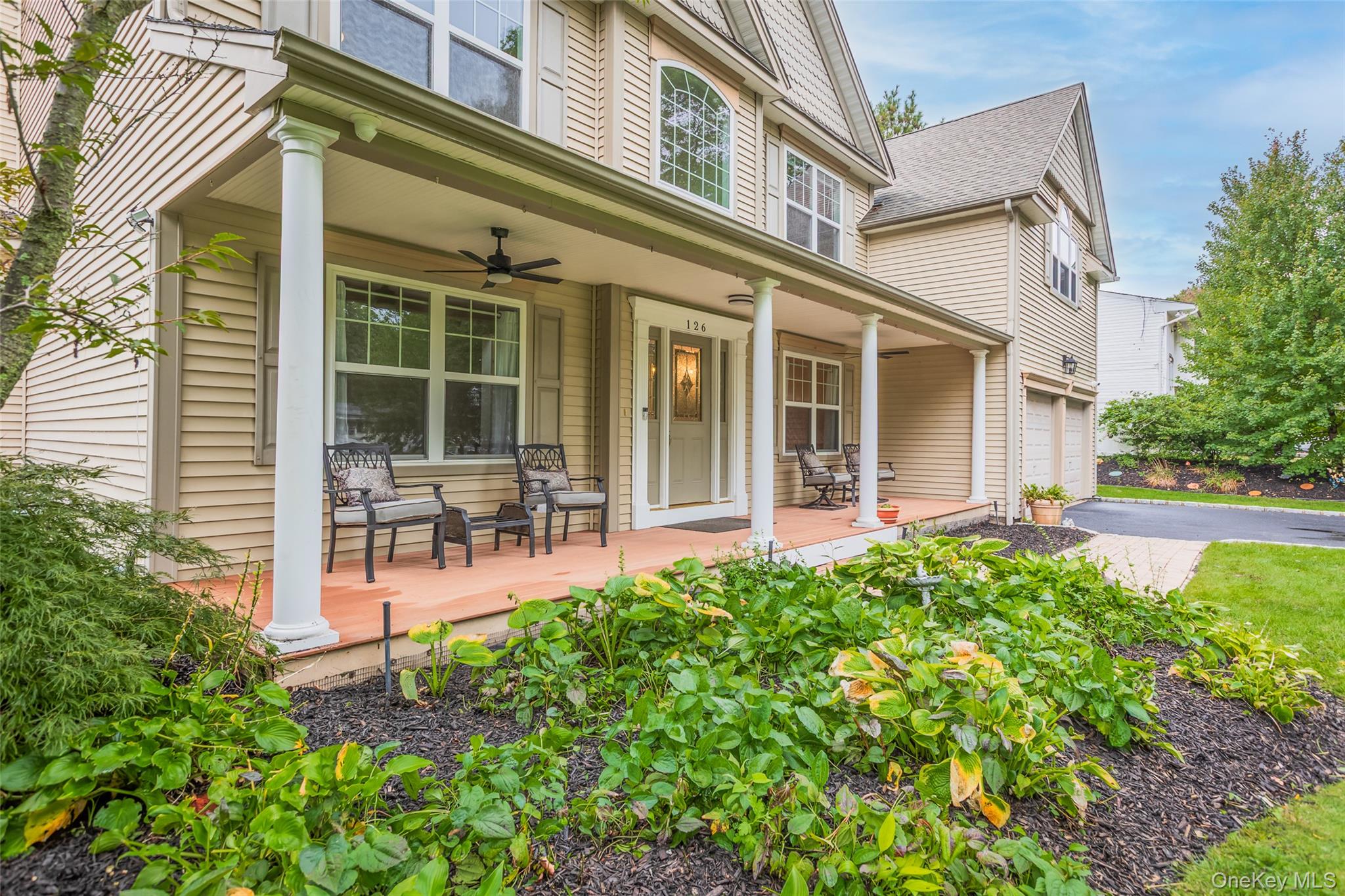 126 Roosevelt Boulevard, Hauppauge, NY 11788