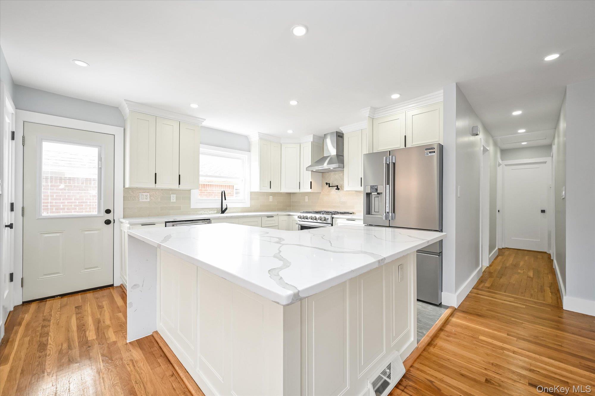 73-30 244th Street, Little Neck, NY 11362