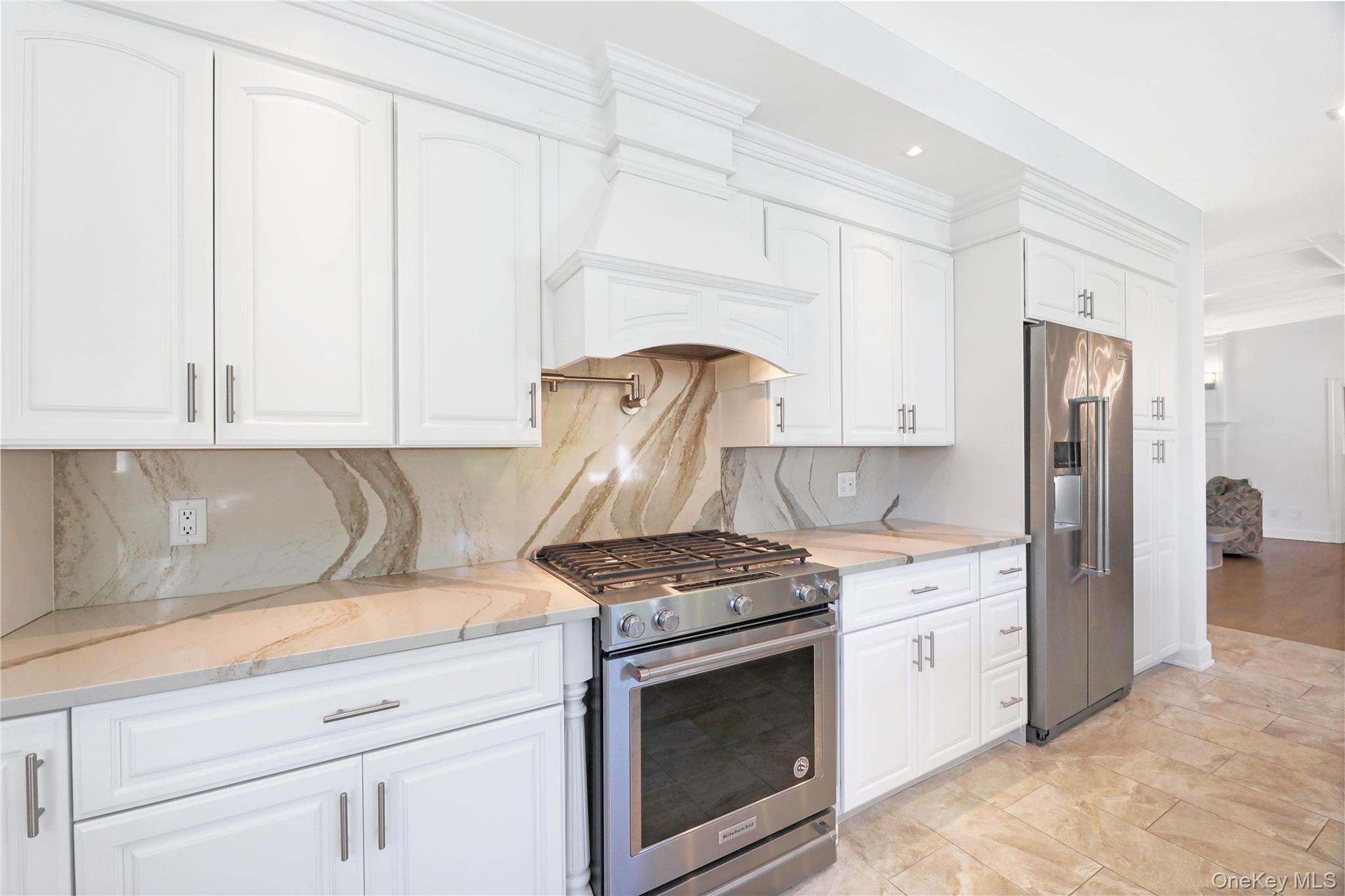 5 Canvasback Lane, East Quogue, NY 11942