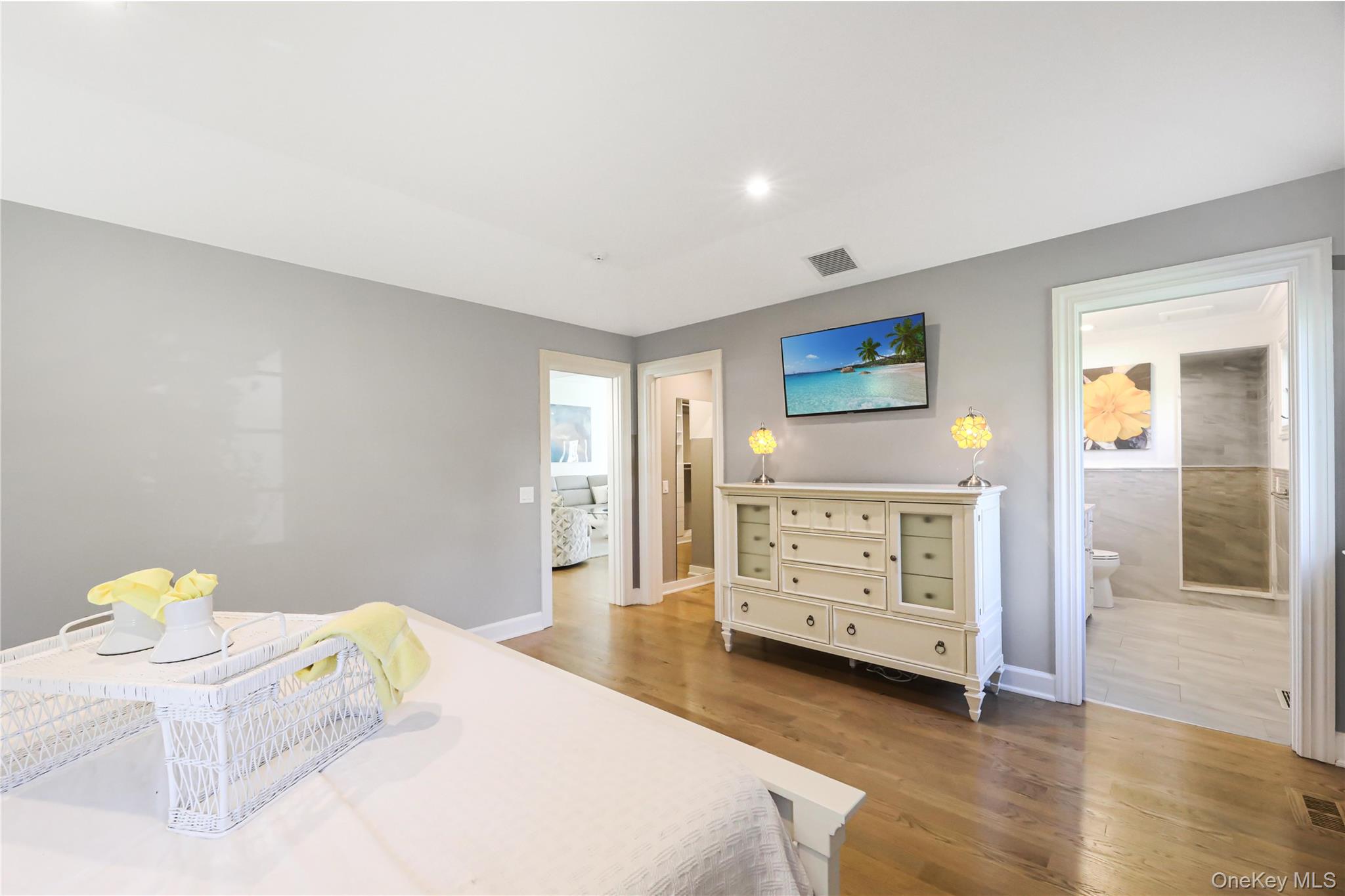 5 Canvasback Lane, East Quogue, NY 11942