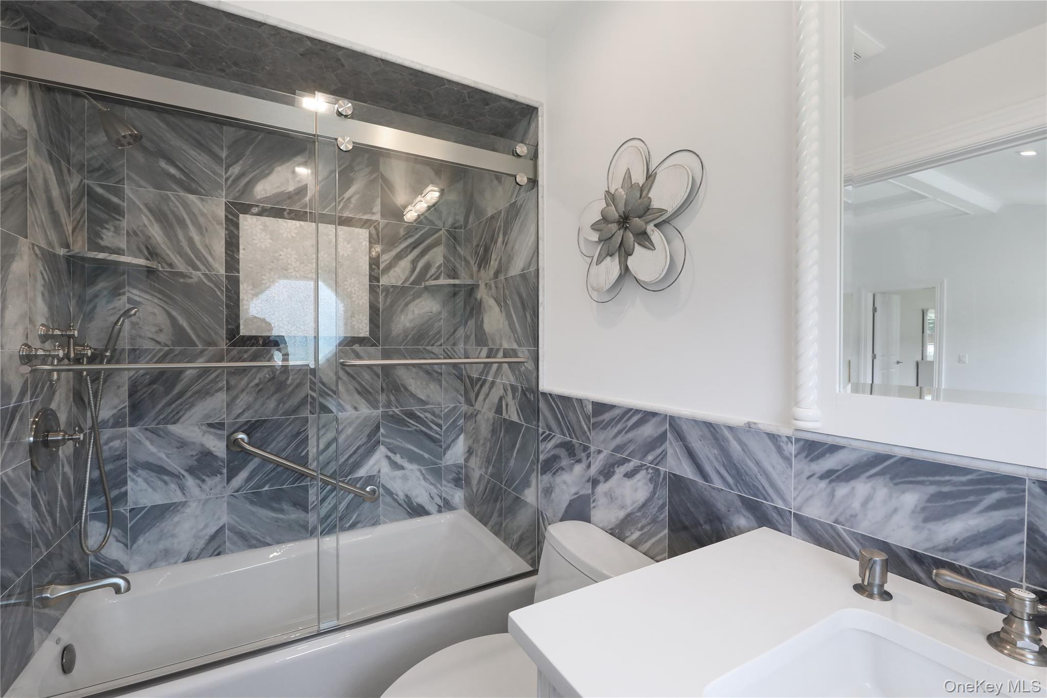 5 Canvasback Lane, East Quogue, NY 11942