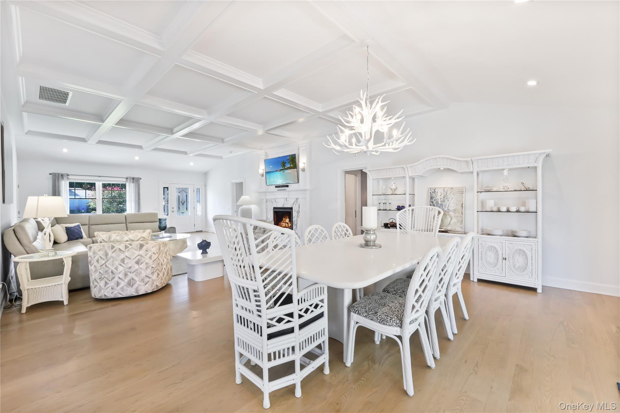 5 Canvasback Lane, East Quogue, NY 11942