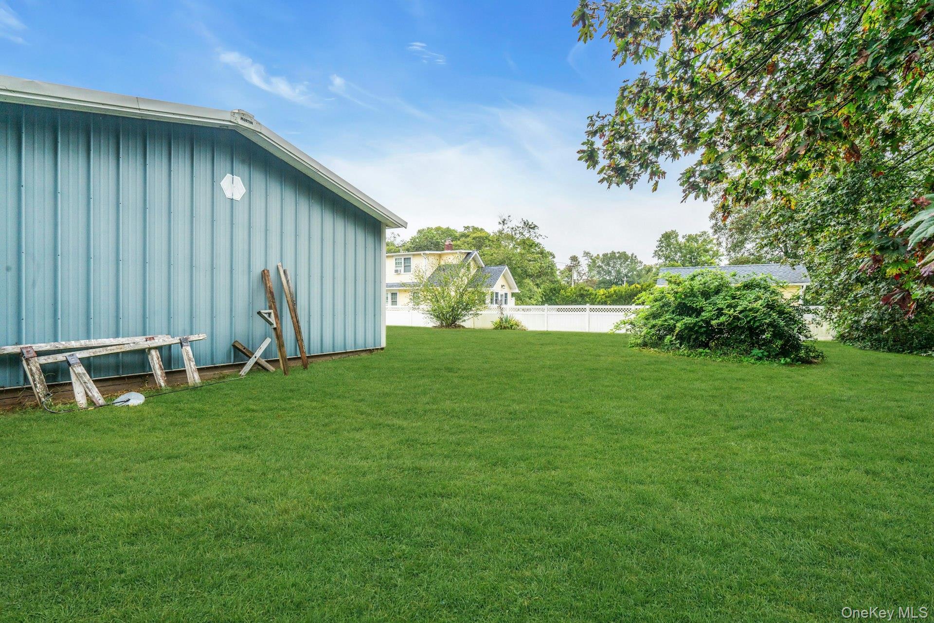 9450 Old Sound Avenue, Mattituck, NY 11952