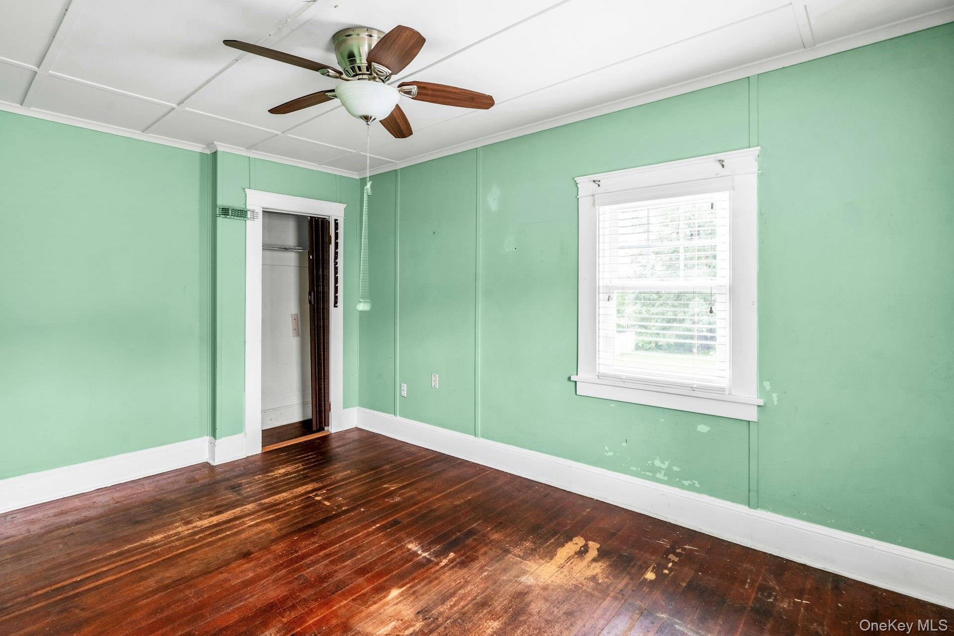 9450 Old Sound Avenue, Mattituck, NY 11952