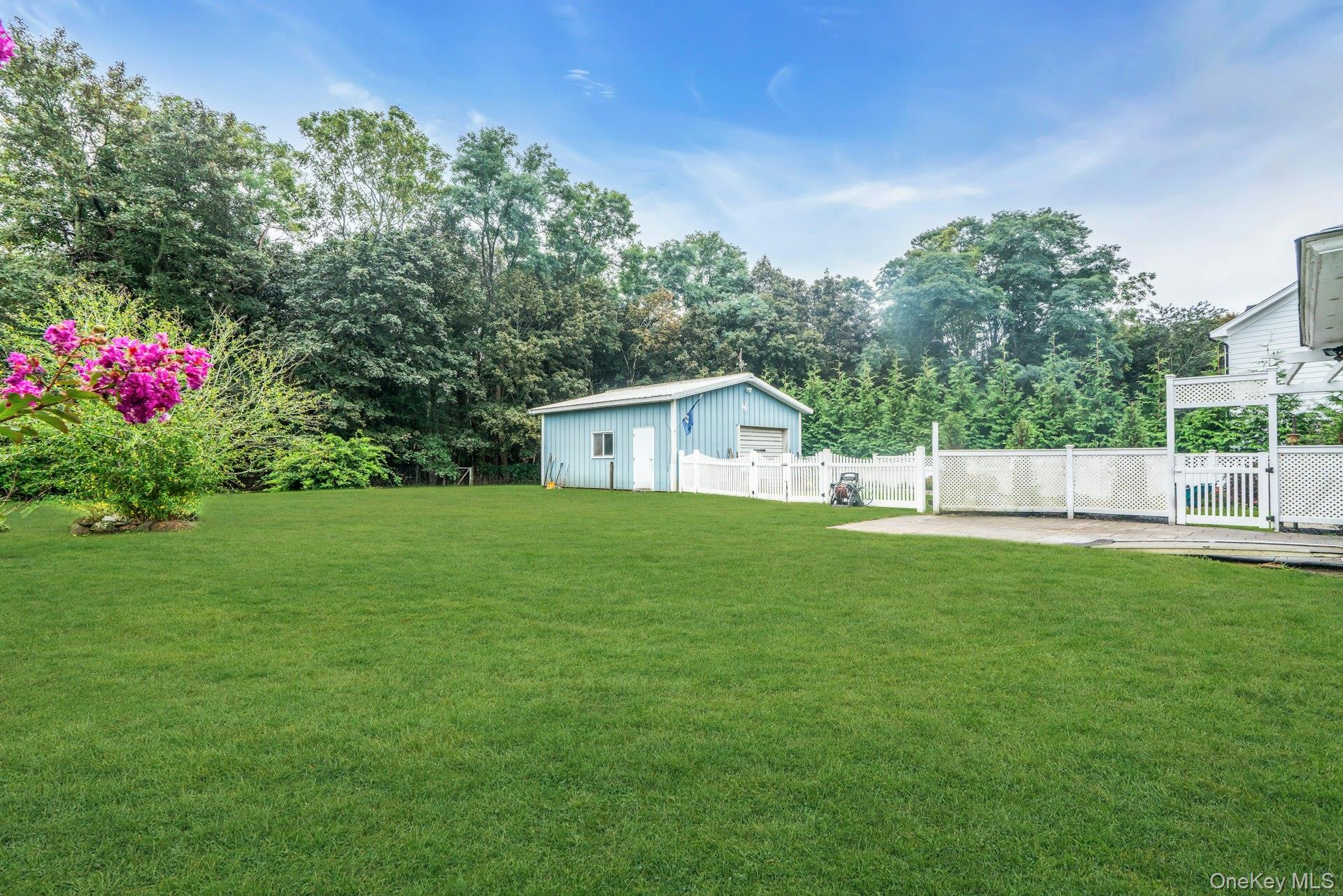 9450 Old Sound Avenue, Mattituck, NY 11952