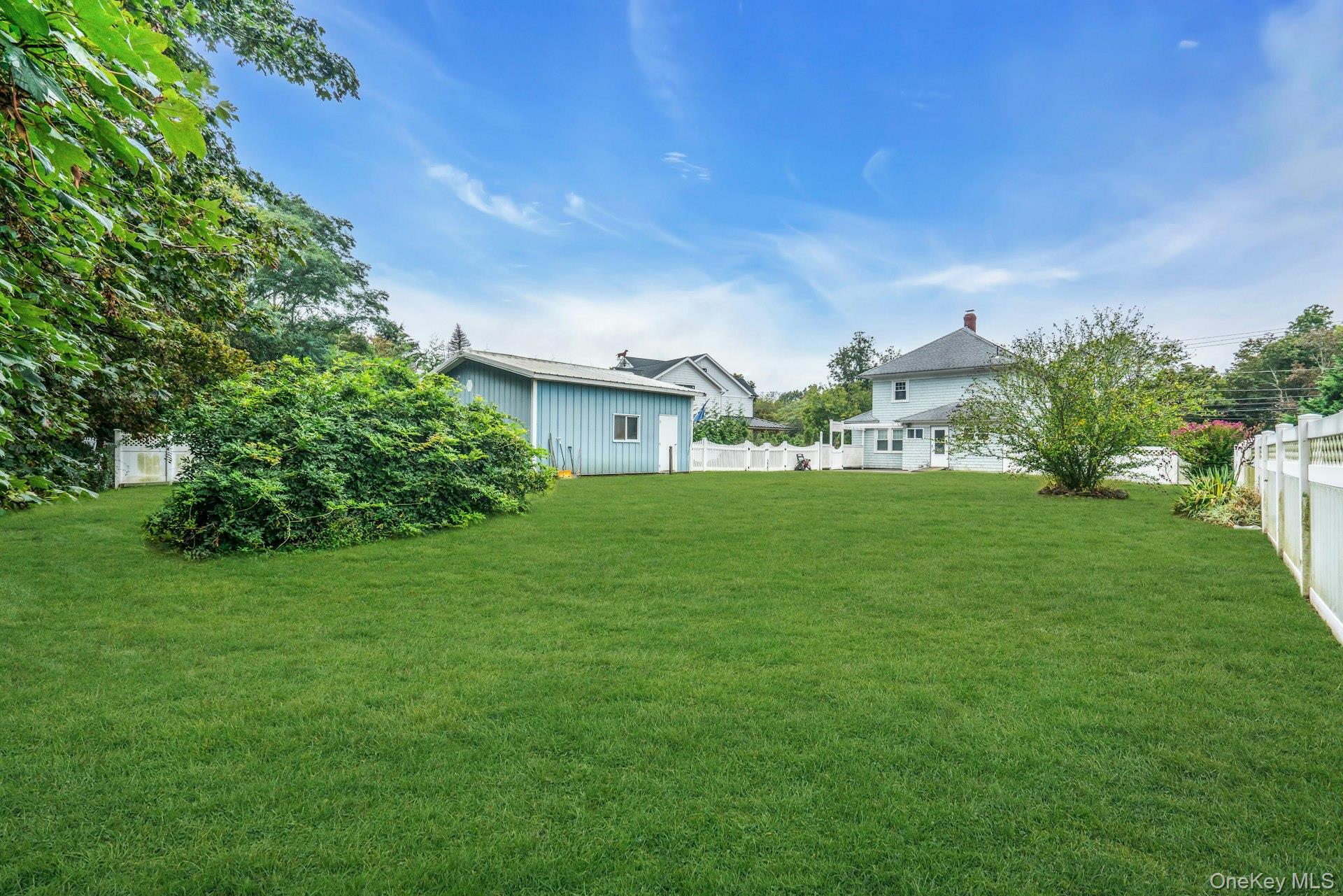 9450 Old Sound Avenue, Mattituck, NY 11952