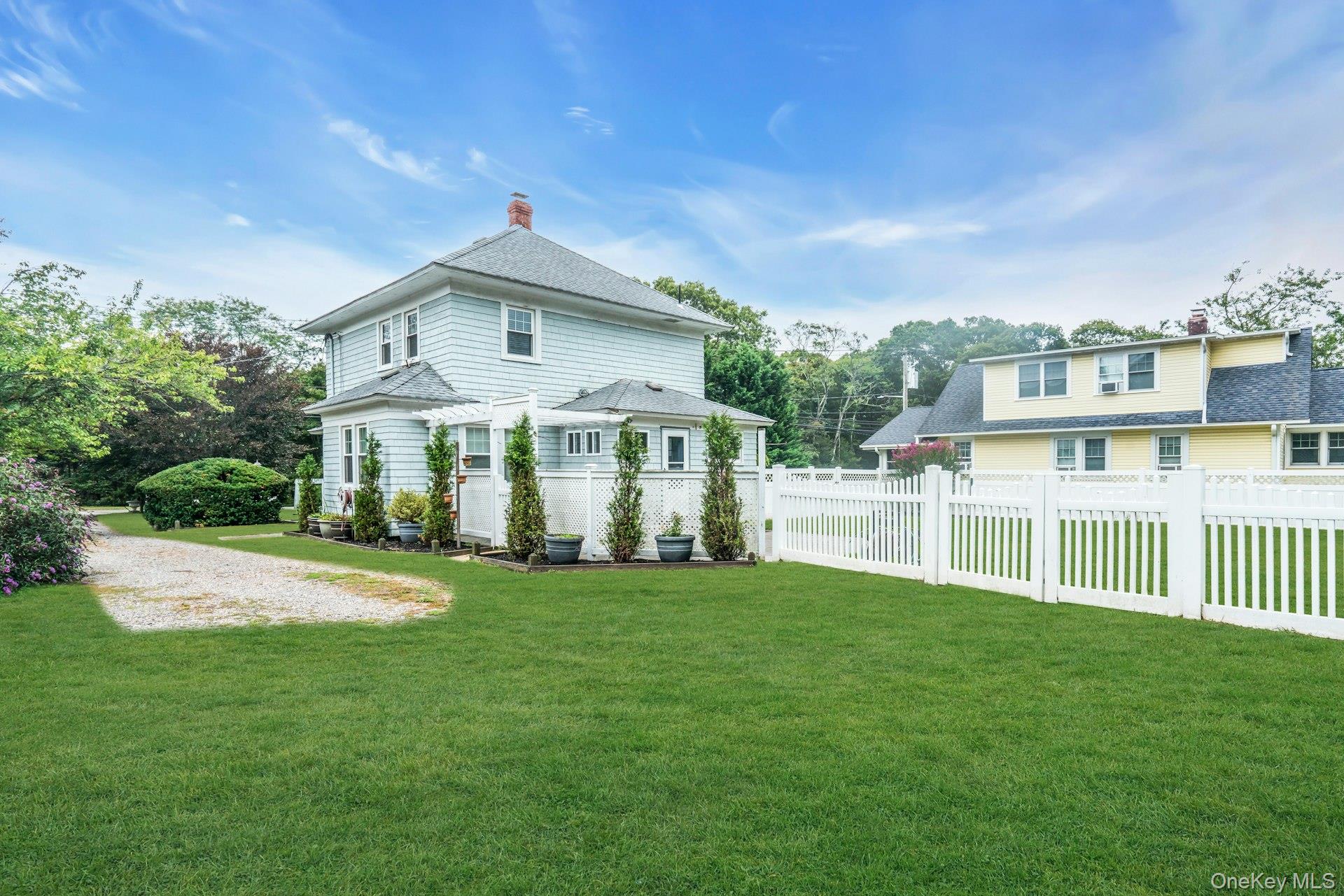 9450 Old Sound Avenue, Mattituck, NY 11952