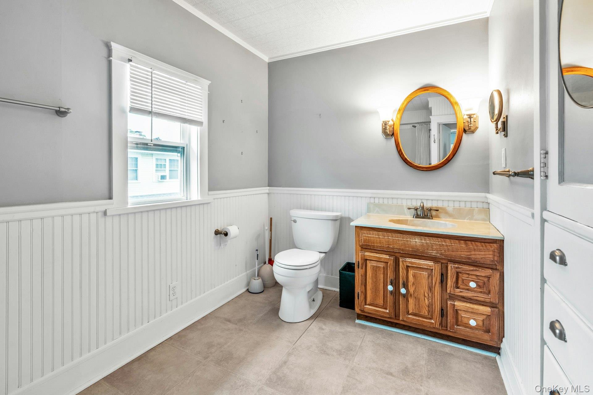 9450 Old Sound Avenue, Mattituck, NY 11952